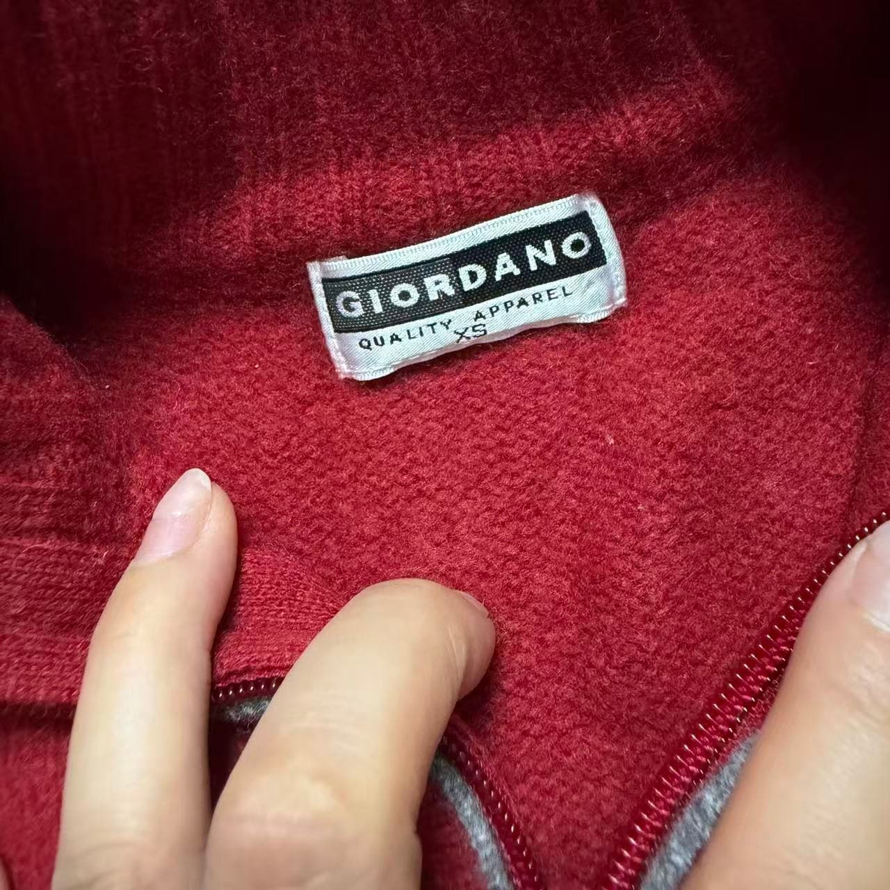 Giordano Red Quarter-Zip Knit Sweater — photo 3 of 6