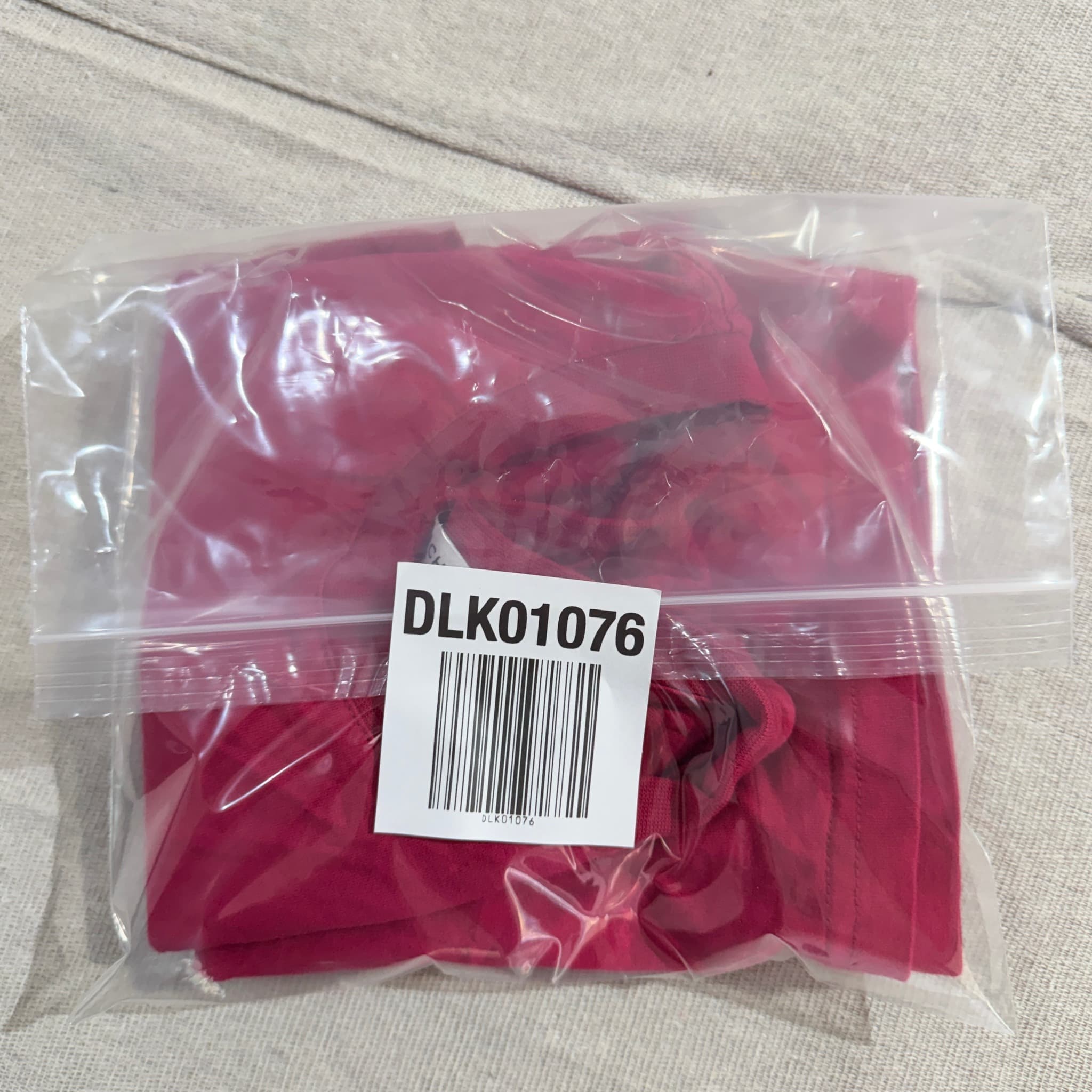 Givenchy Rottweiler Print T-Shirt Pink Size XS — photo 8 of 8