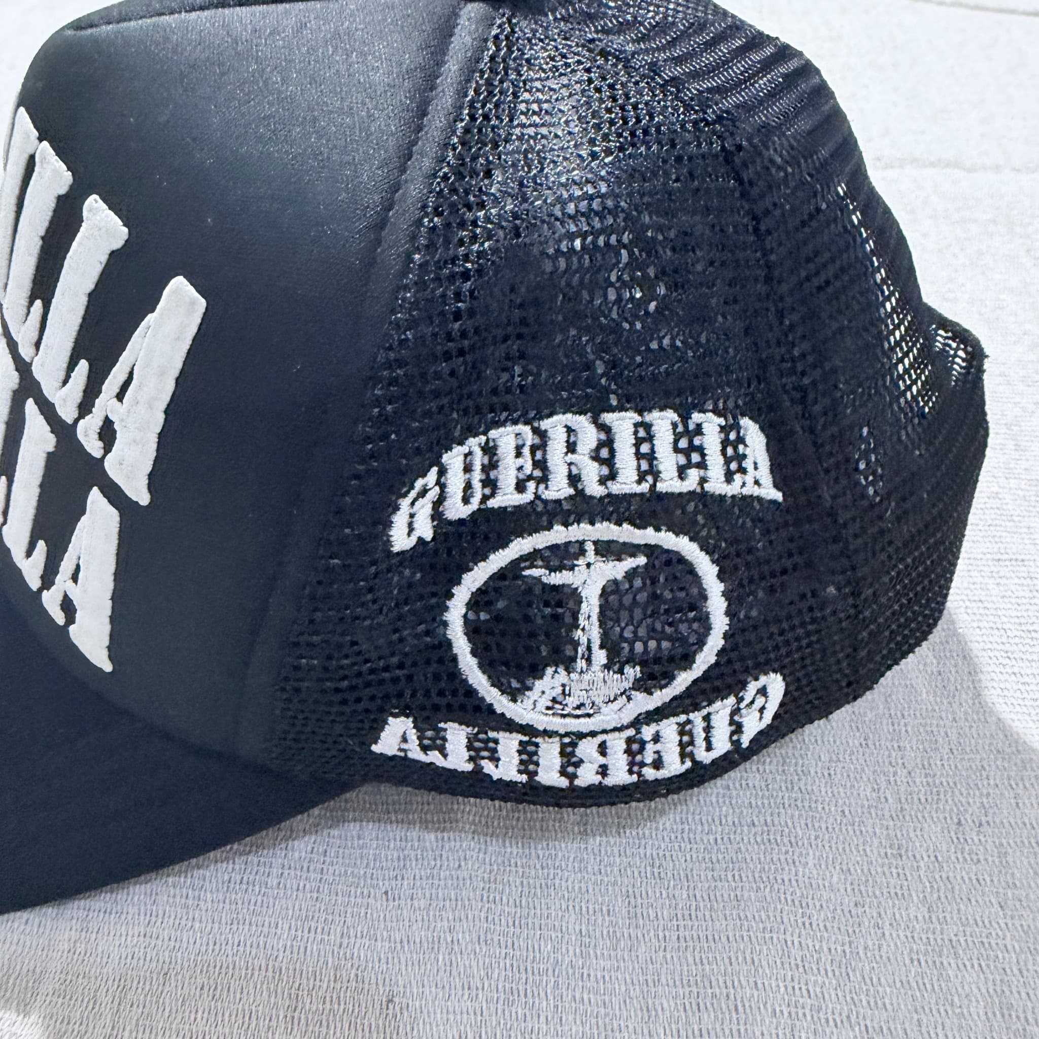 Guerilla Group Mesh Trucker Hat Black Snapback Cap — photo 3 of 6