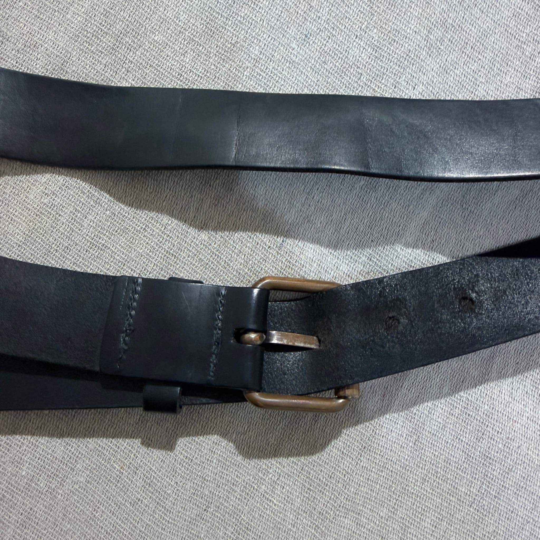 H&M Black Leather Belt With Bronze Buckle Size 95 — photo 4 of 6