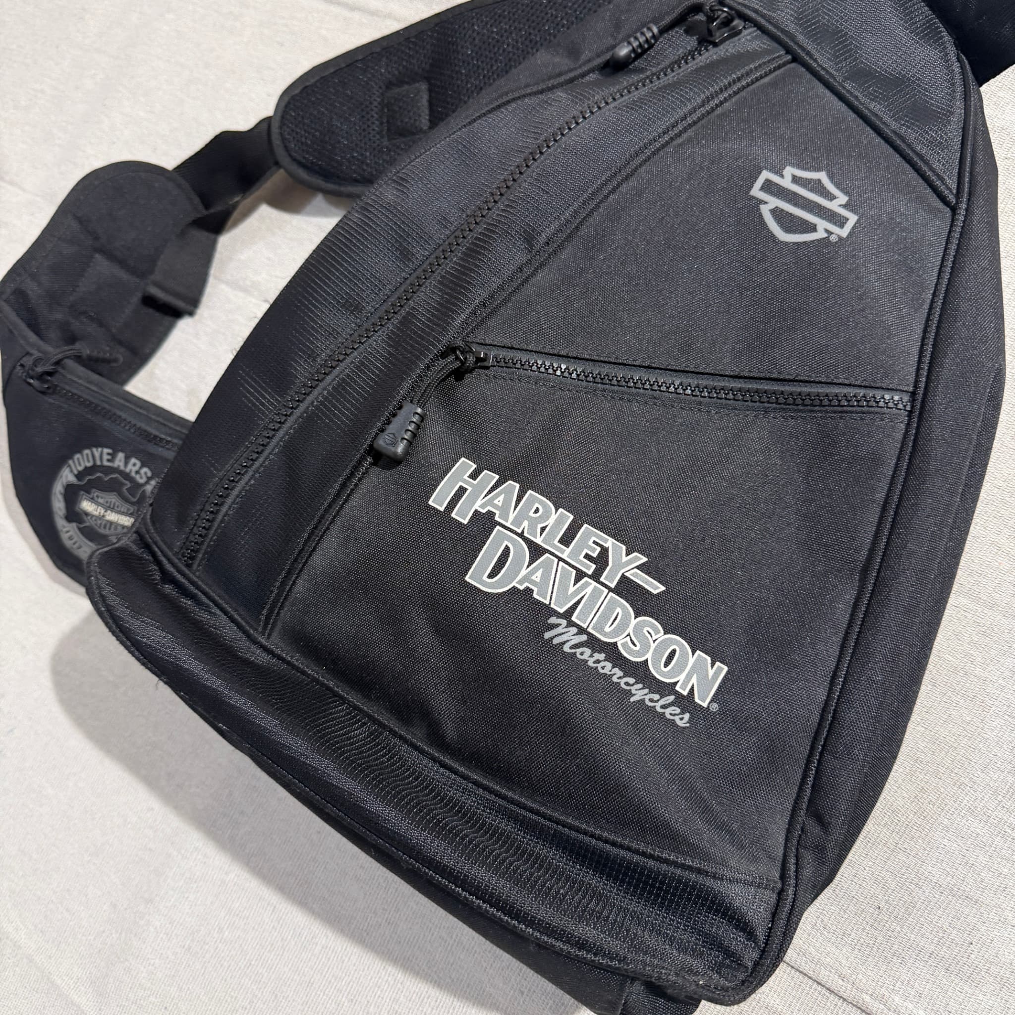 Harley-Davidson 115th Anniversary Sling Backpack Black — photo 2 of 7