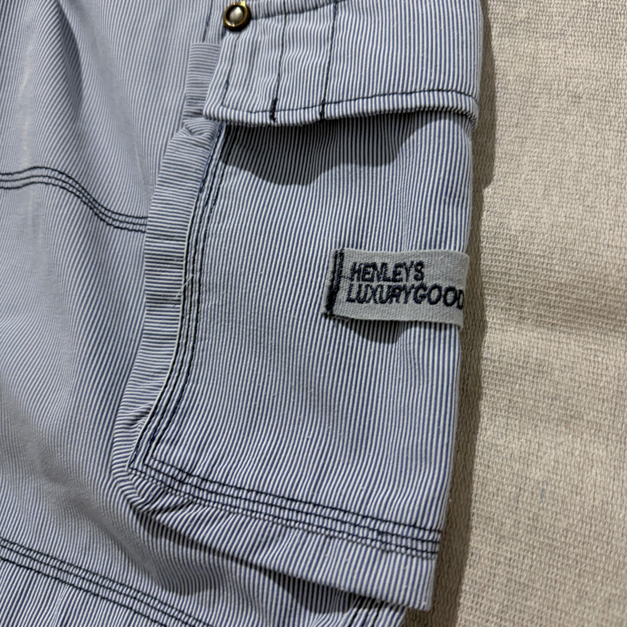 Henleys Men's Cargo Shorts Blue White Striped Baggy Vintage 2000s Size 34 — photo 3 of 8