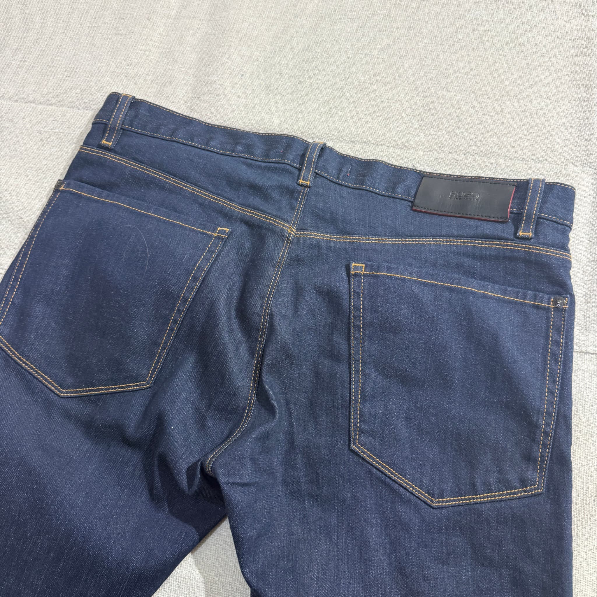 Hugo Dark Blue Slim Fit Denim Jeans — photo 5 of 7