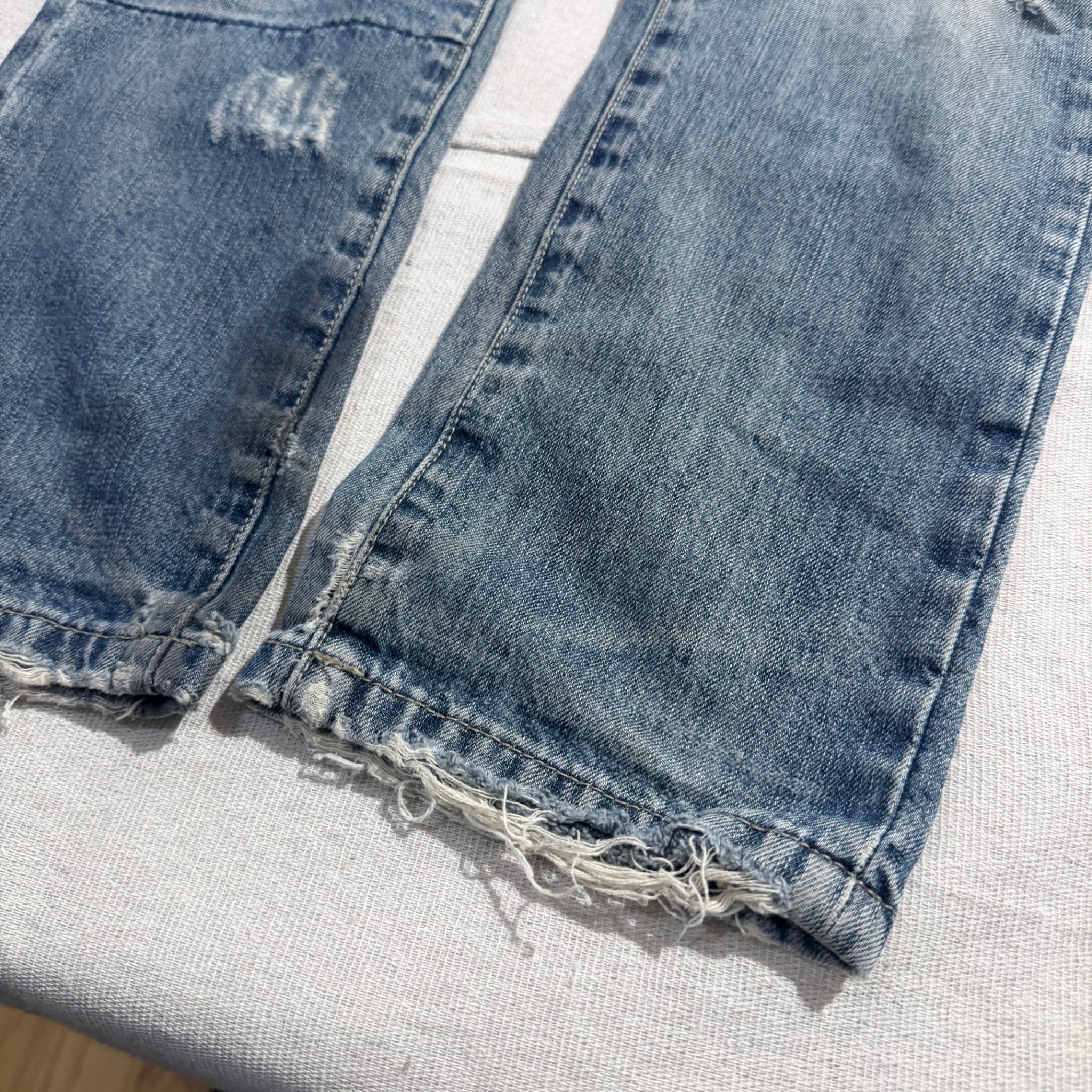 HUSENJI Distressed Denim Jeans With Kanji Print And Camo Patchwork — photo 5 of 10