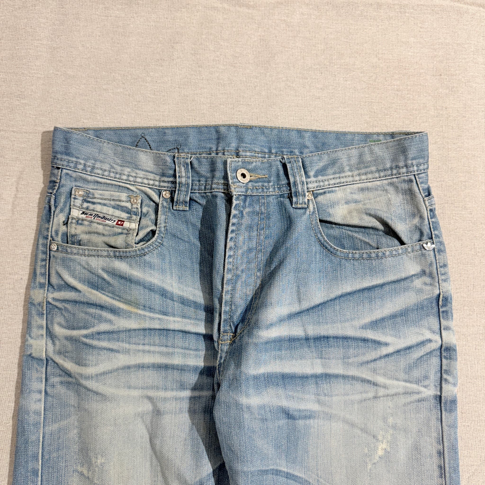 Industry Men's Light Wash Distressed Denim Jeans W32 — photo 4 of 9