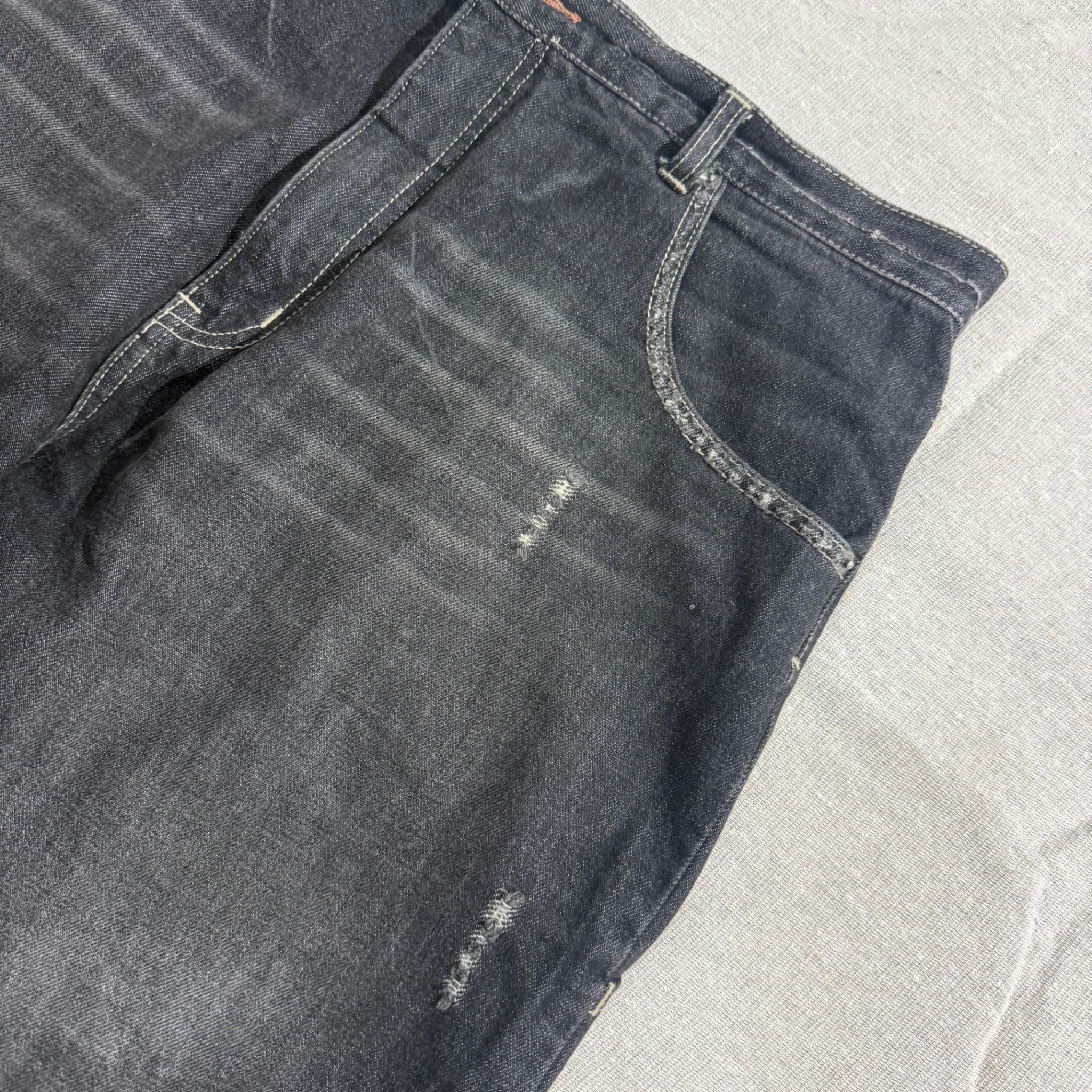 Jacks Surfboards Australia Surfboards Australia Black Distressed Denim Cargo Shorts Size 34 — photo 2 of 6