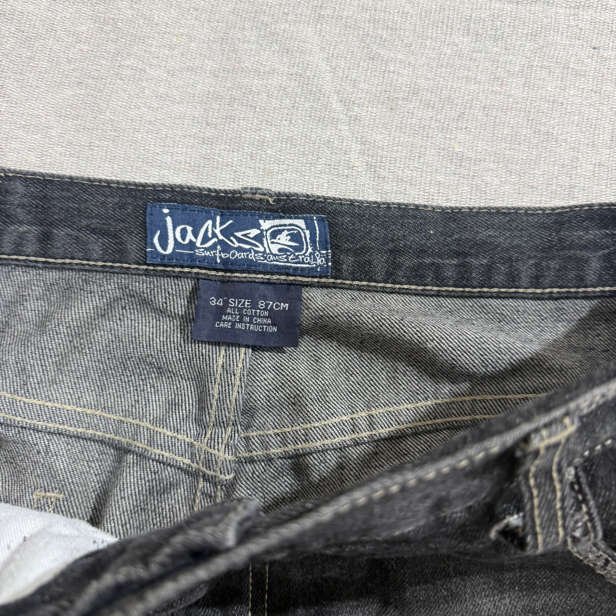 Jacks Surfboards Australia Surfboards Australia Black Distressed Denim Cargo Shorts Size 34 — photo 3 of 6