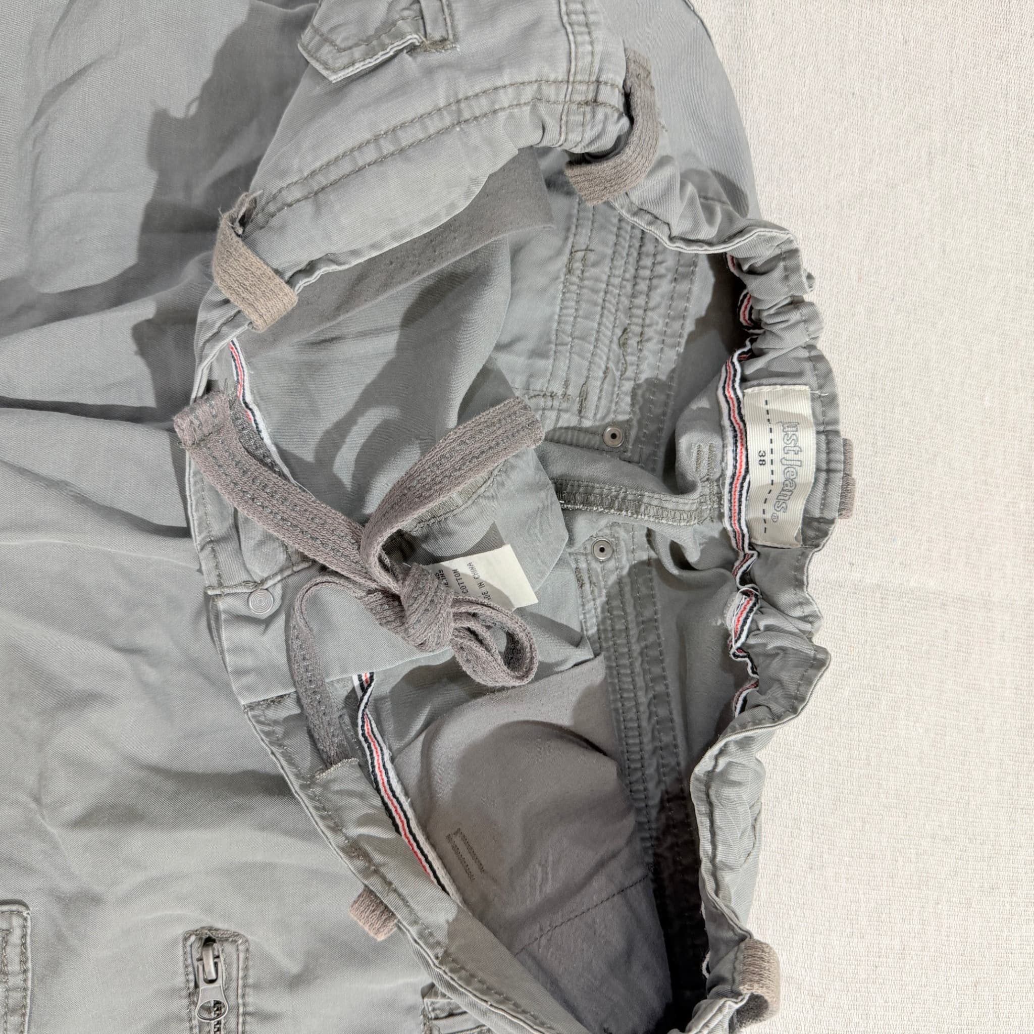 Just Jeans Men's Grey Cargo Shorts Utility Pockets Size 38 — photo 4 of 8
