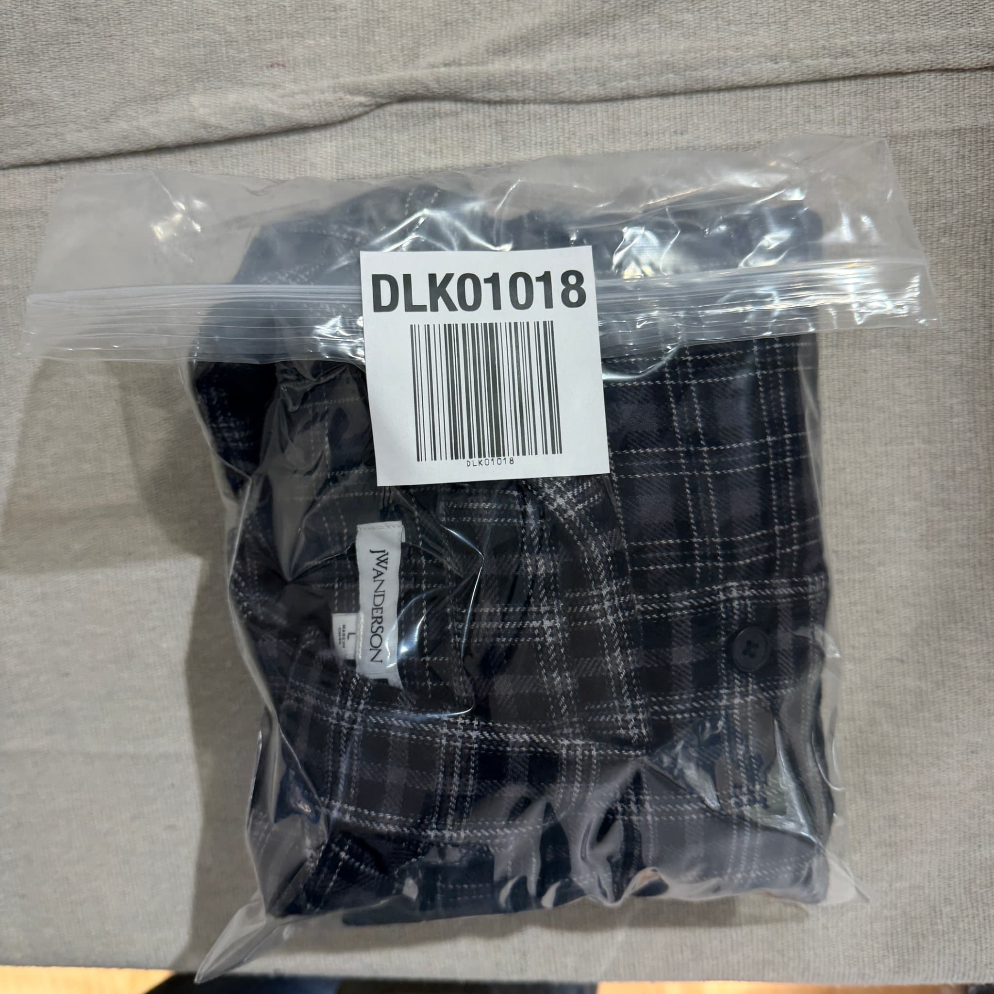 JW ANDERSON x JW Anderson Flannel Checked Long Sleeve Shirt Grey Black Size L — photo 8 of 8