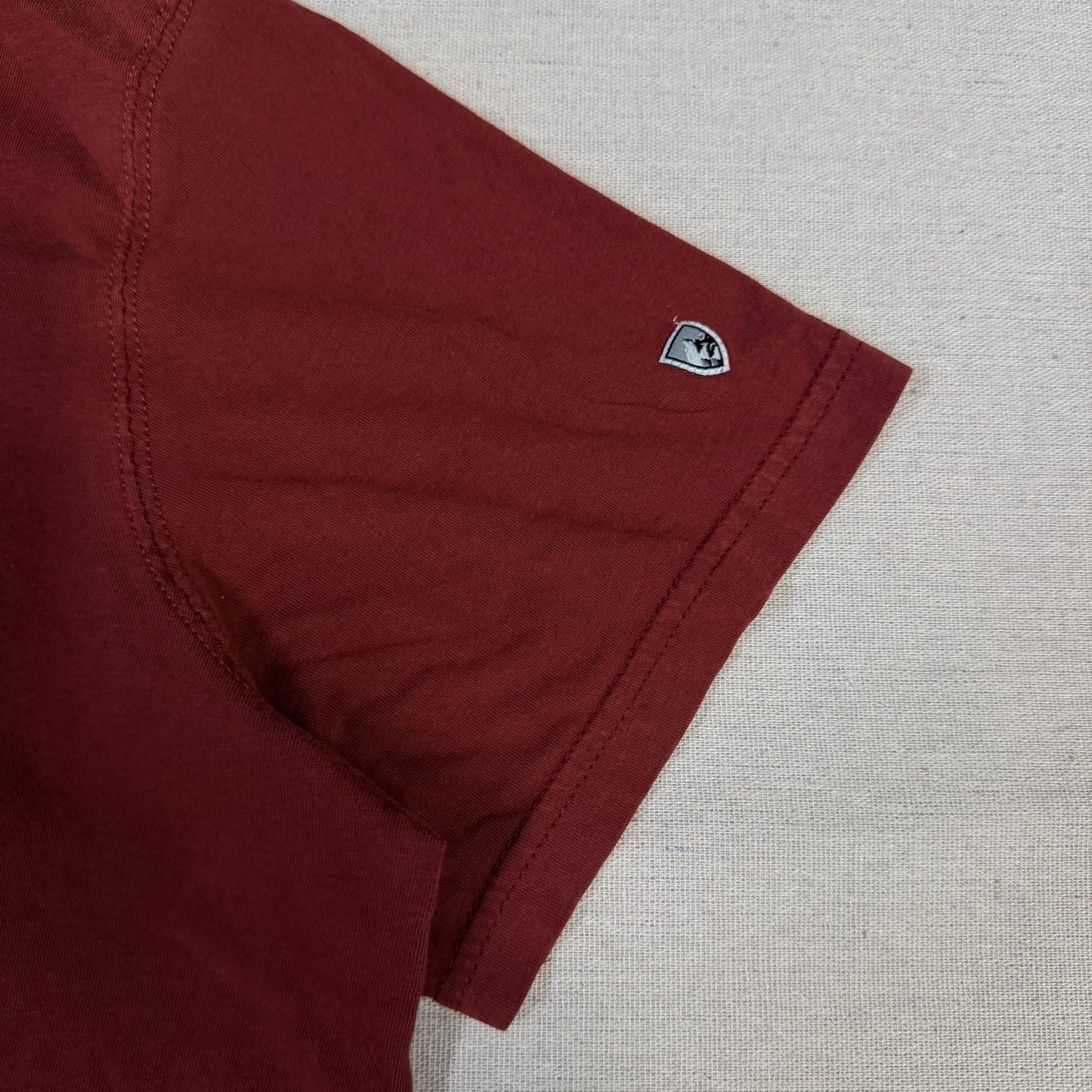 Kuhl Men's Mountain Shield Graphic T-Shirt Maroon Size L — photo 4 of 8