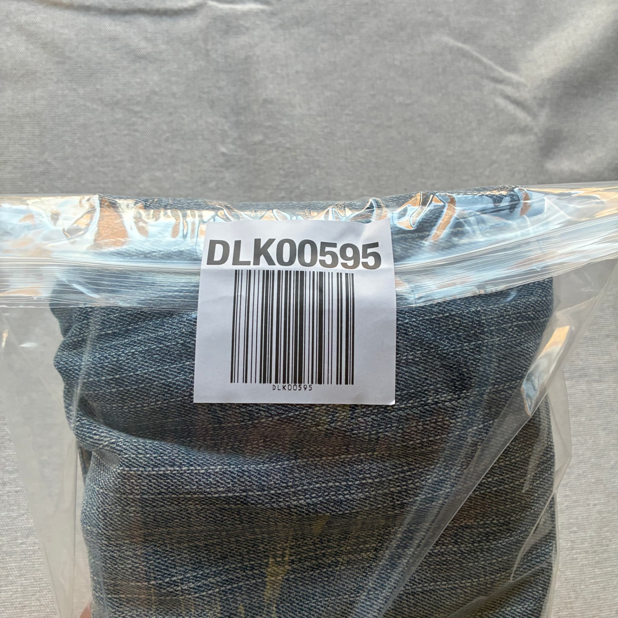 Lee Denim Jean Shorts Blue Acid Wash Baggy Vintage 2000s Release — photo 6 of 6