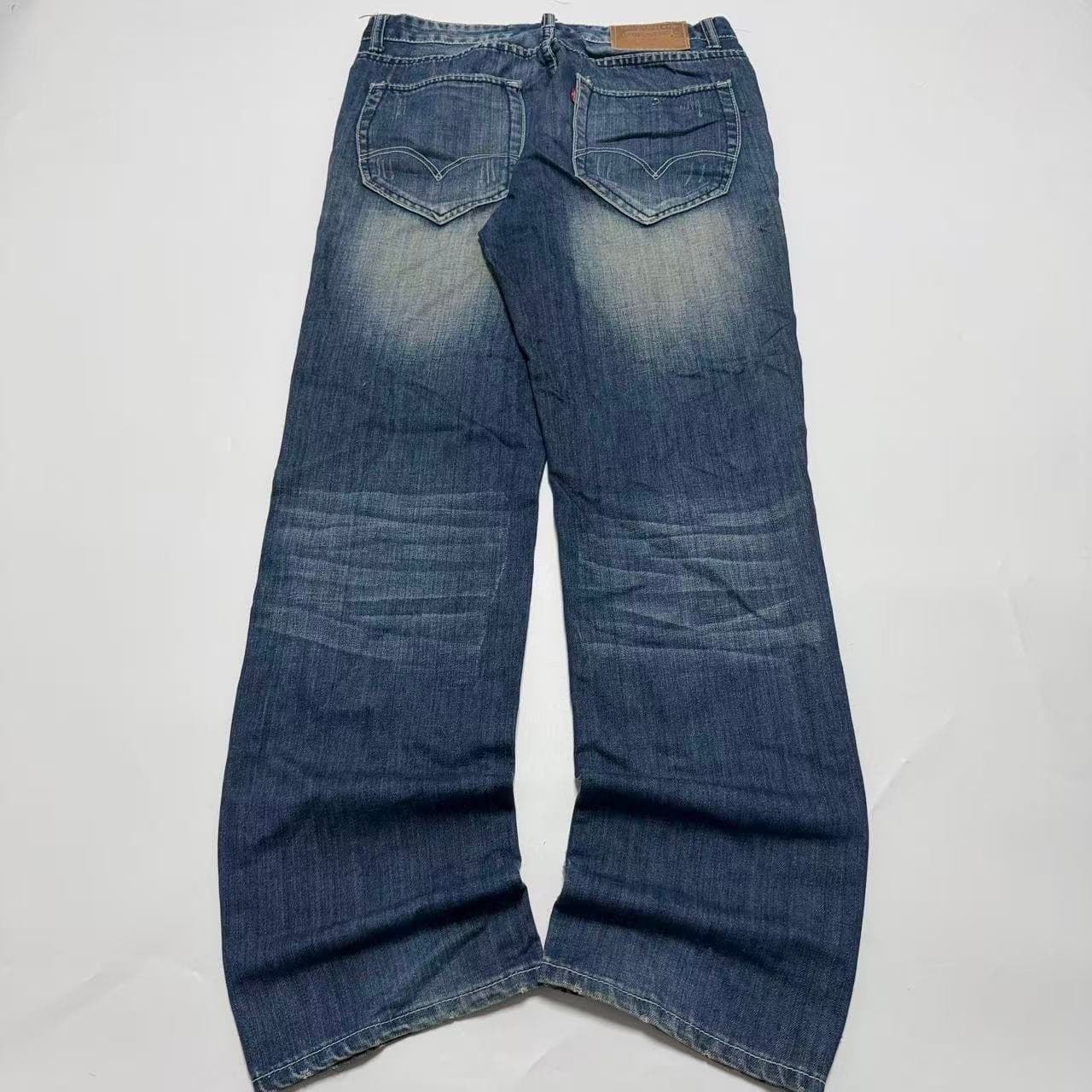 Lee Slim Straight Distressed Denim Jeans — photo 9 of 10