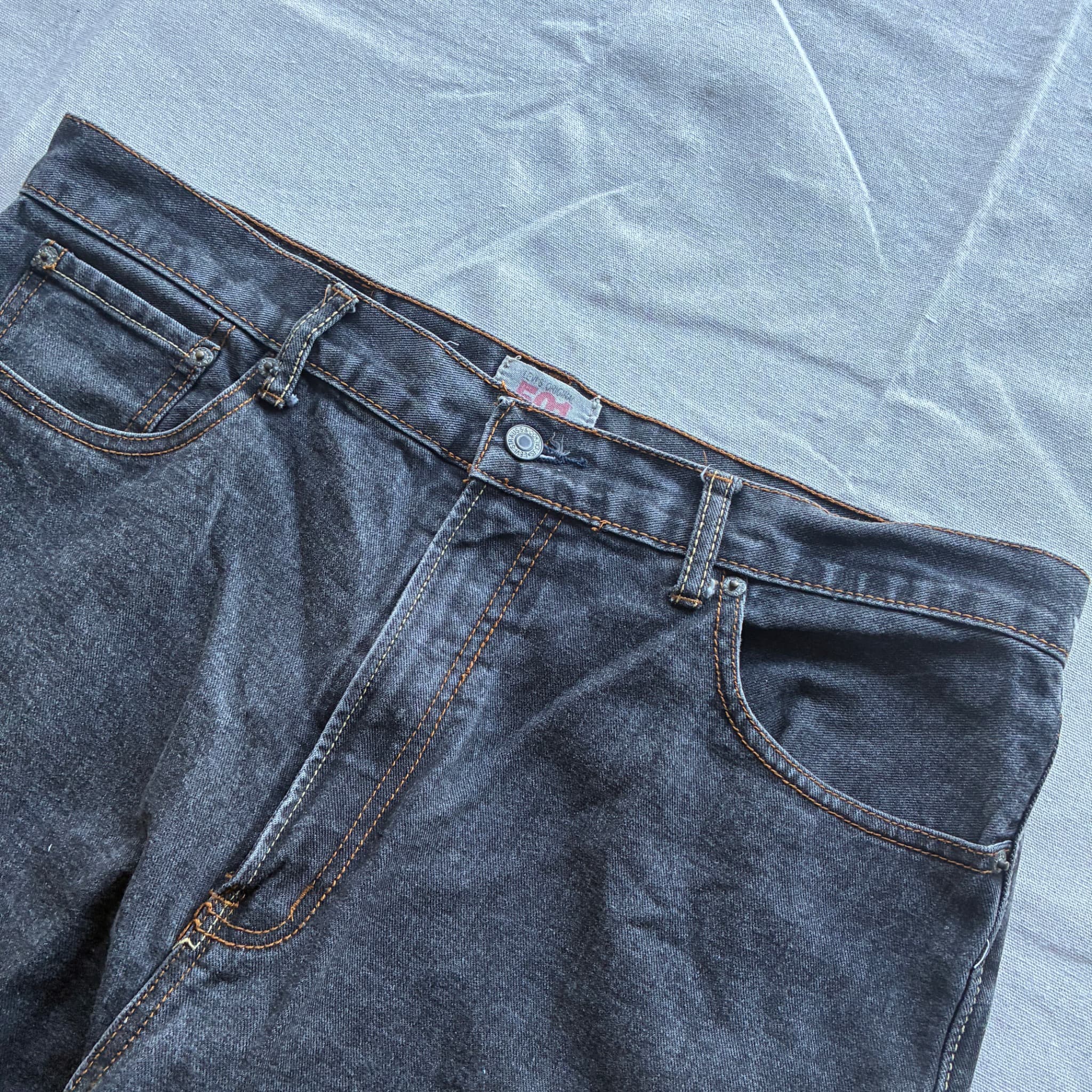 Levi's 501 Acid Wash Denim Shorts Baggy Vintage 2000s Release Size 36 — photo 3 of 6