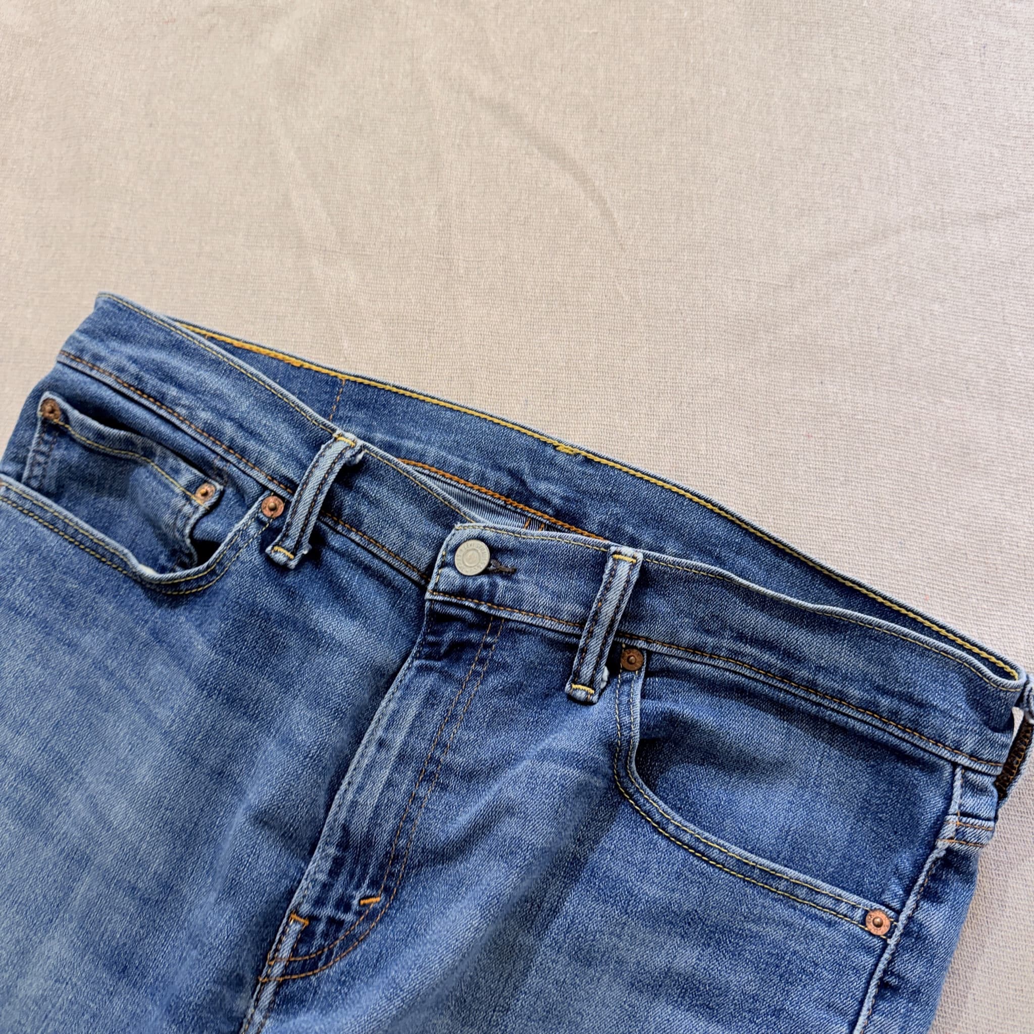 Levi's 511 Men's Cut-Off Denim Shorts Blue Raw Hem Size W36 — photo 3 of 7