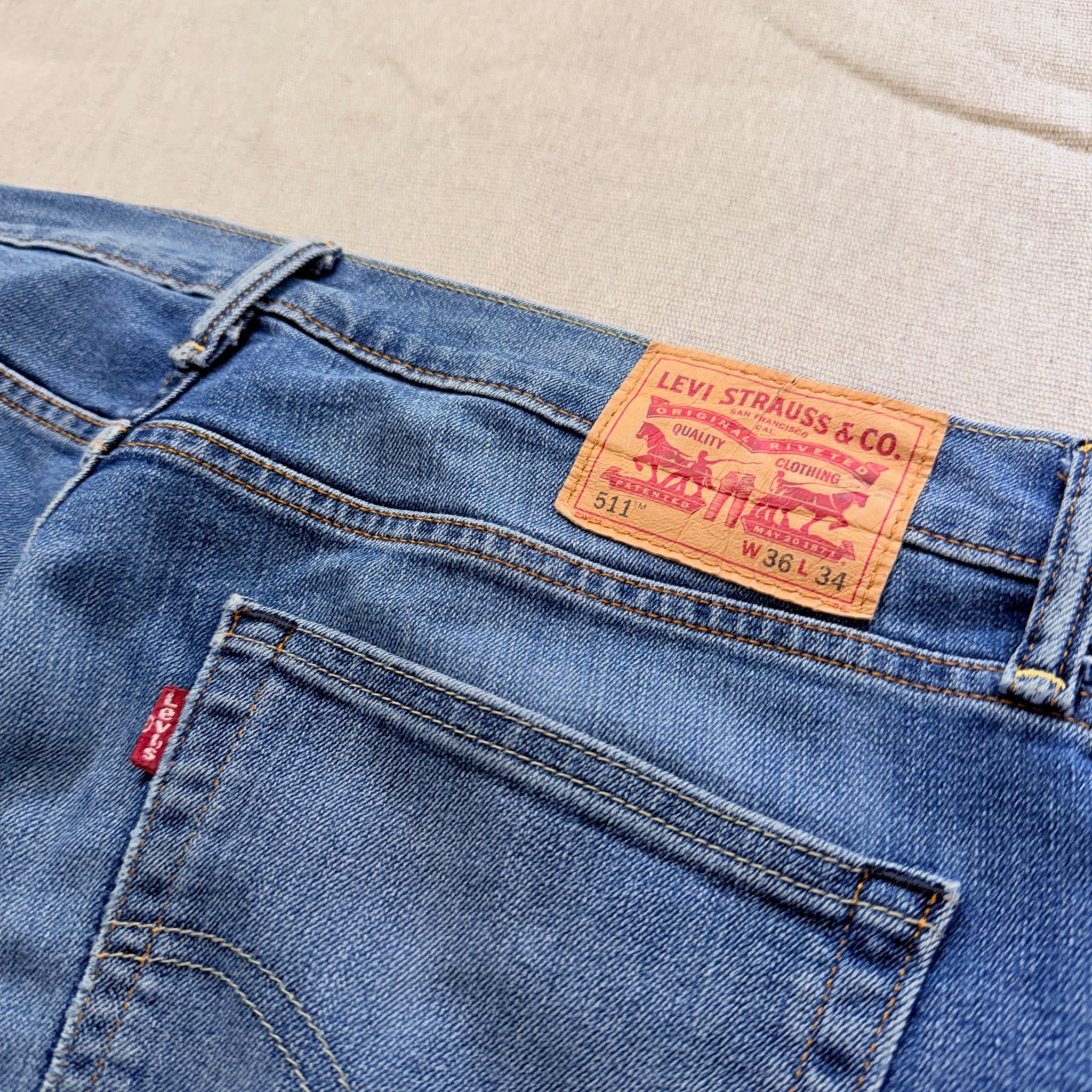 Levi's 511 Men's Cut-Off Denim Shorts Blue Raw Hem Size W36 — photo 6 of 7