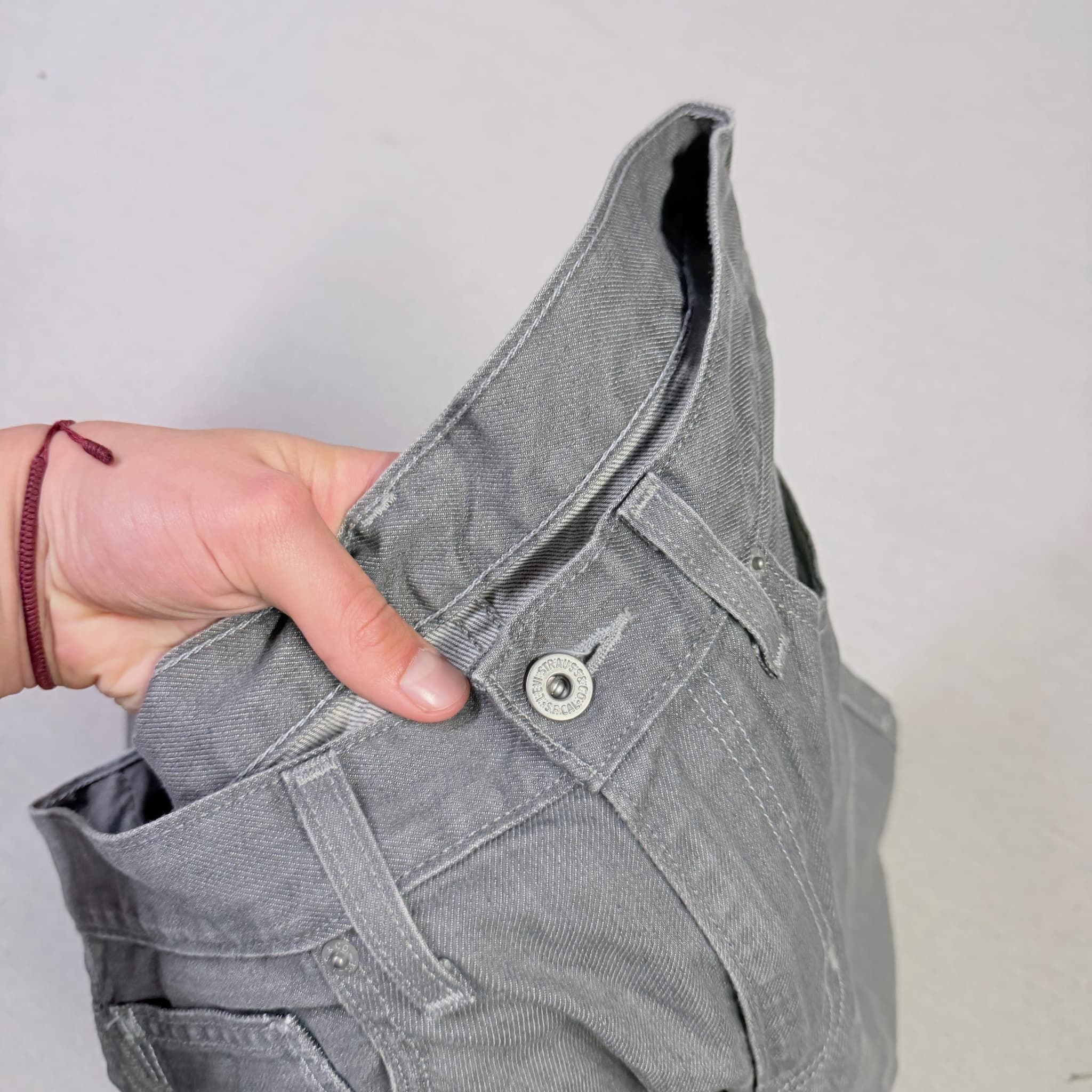 Levi's 511 Skinny Grey Denim Jeans Men's Size 34x29 — photo 3 of 8