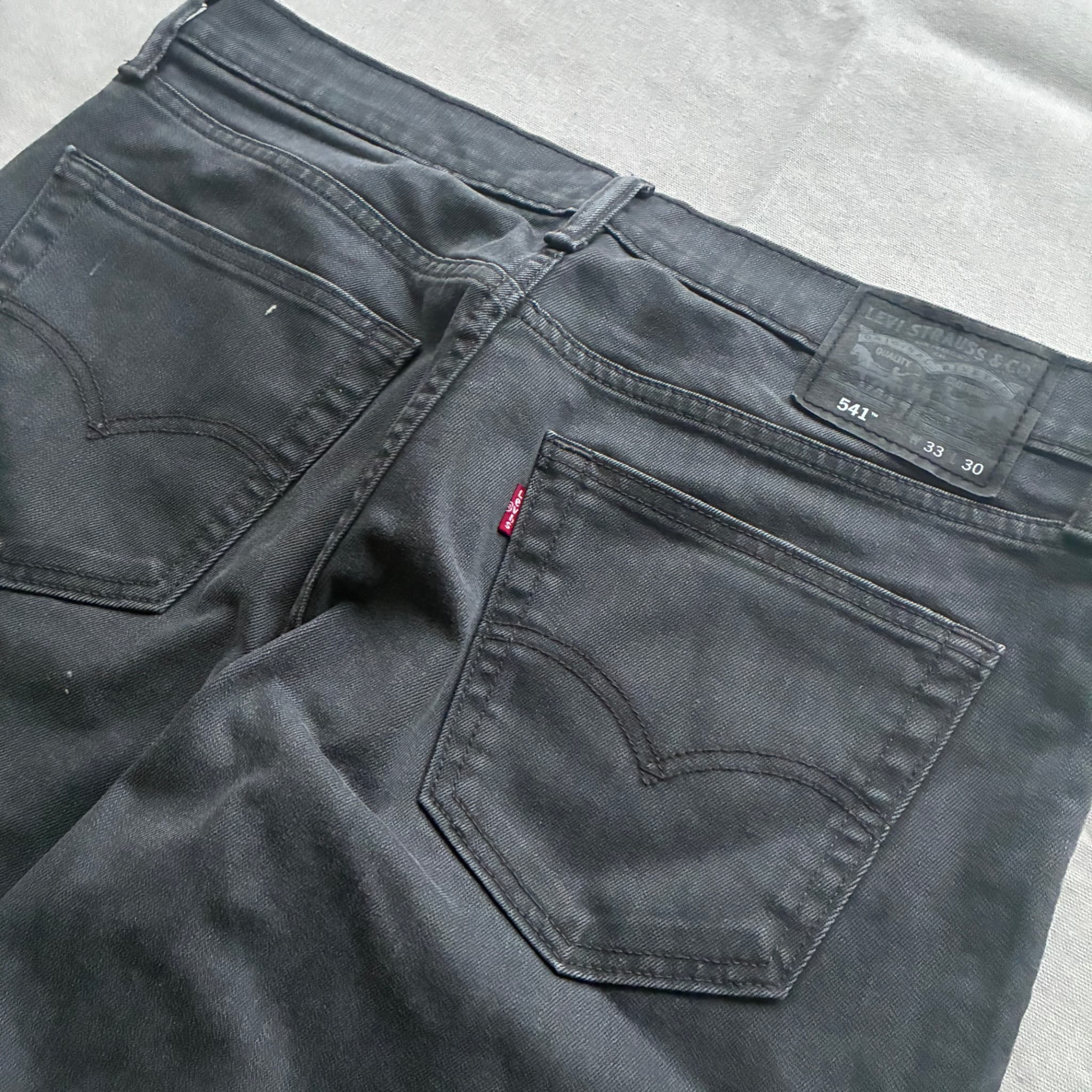 Levi's 541 Athletic Taper Jeans Black Men's Size 33x30 — photo 5 of 10