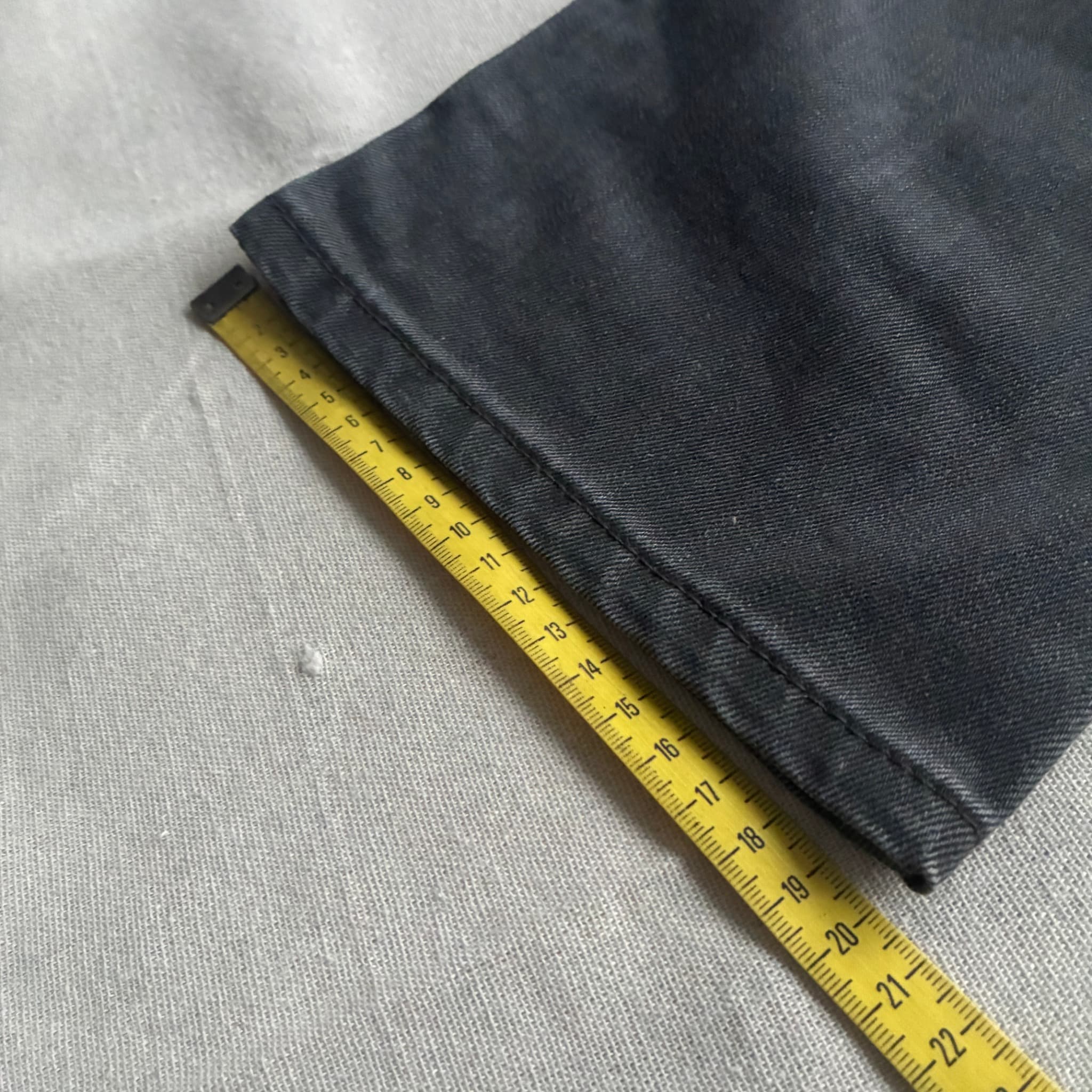 Levi's 541 Athletic Taper Jeans Black Men's Size 33x30 — photo 8 of 10