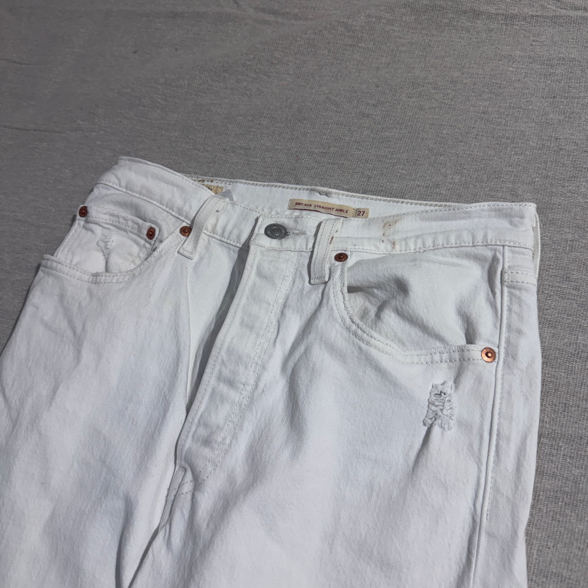 Levi's Ribcage Straight Ankle Jeans White Size 27 — photo 3 of 7