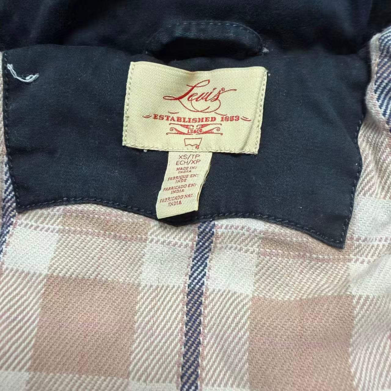 Levi's Women's Hooded Utility Field Jacket Black — photo 2 of 6
