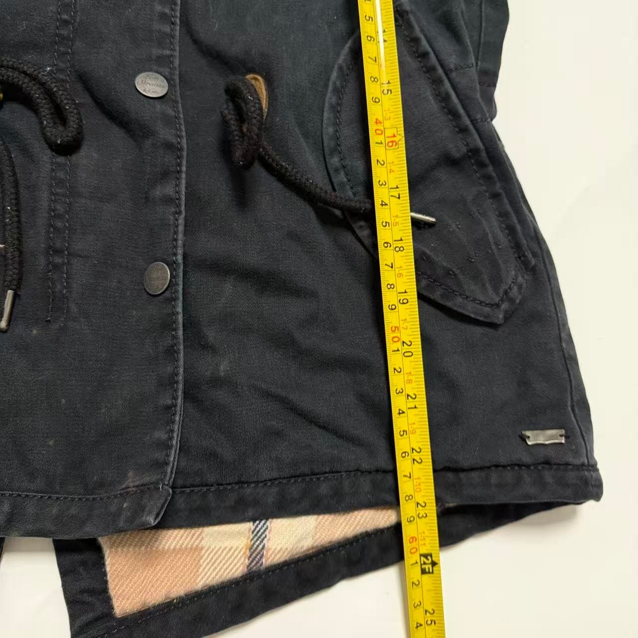 Levi's Women's Hooded Utility Field Jacket Black — photo 4 of 6