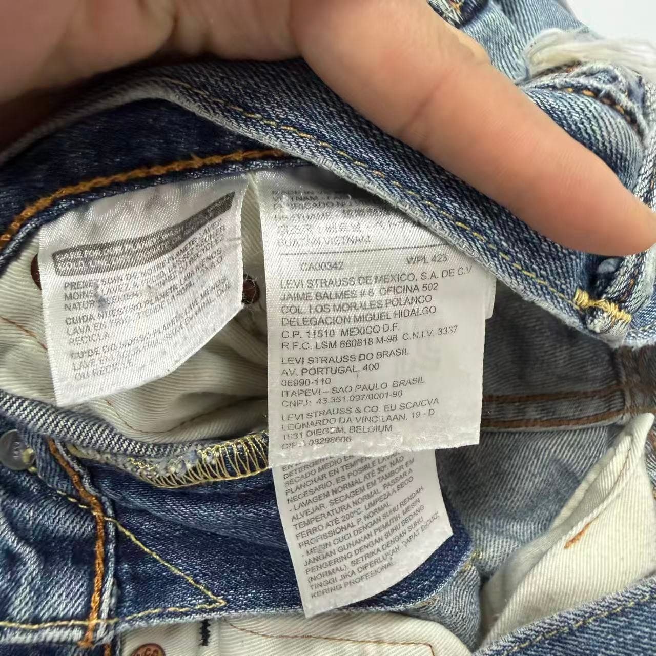 Levi Strauss & Co. 501 Original Fit Jeans Blue Denim W30 L33 — photo 2 of 11