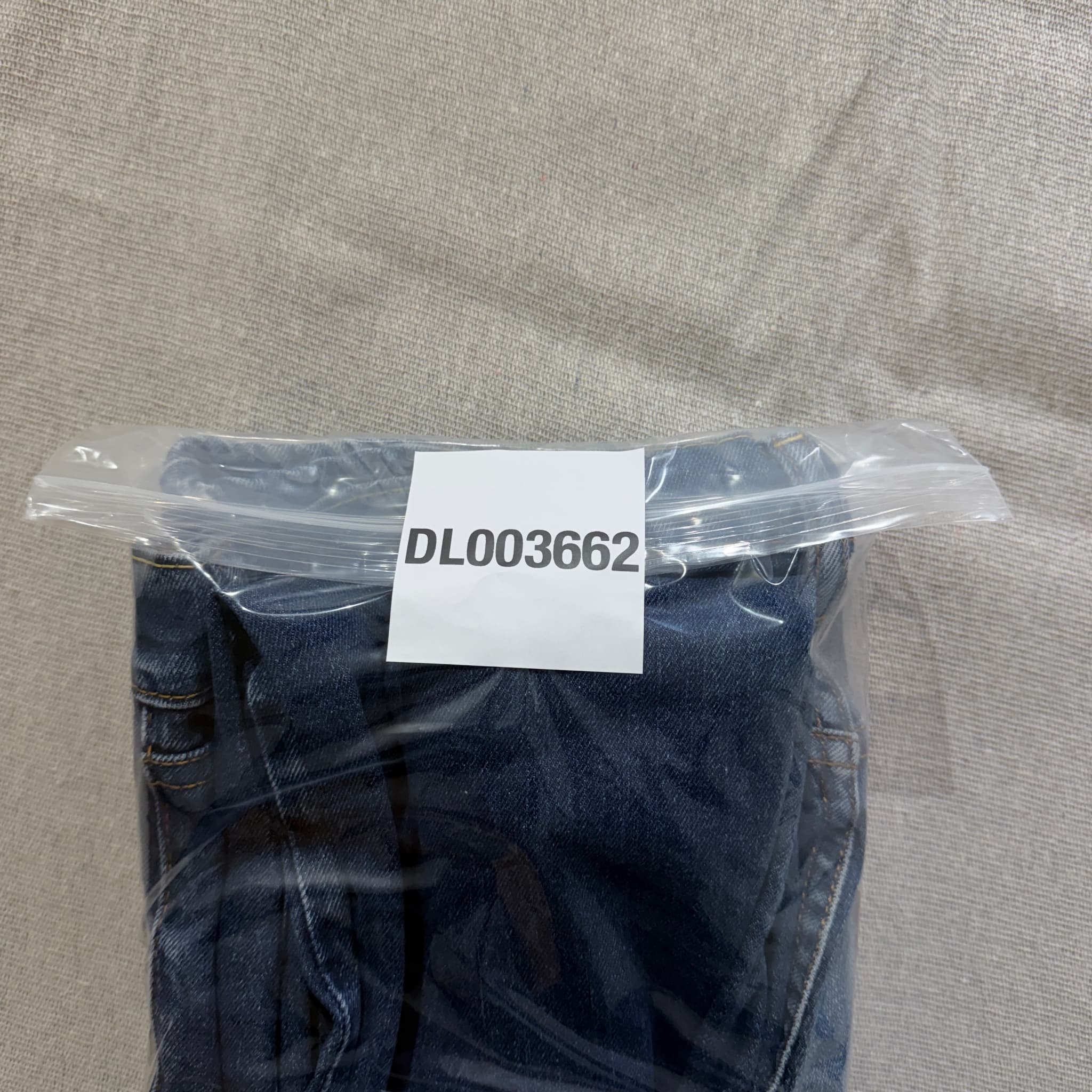 Levi Strauss & Co. 505 Regular Fit Blue Denim Jeans Size W34 L34 — photo 8 of 8