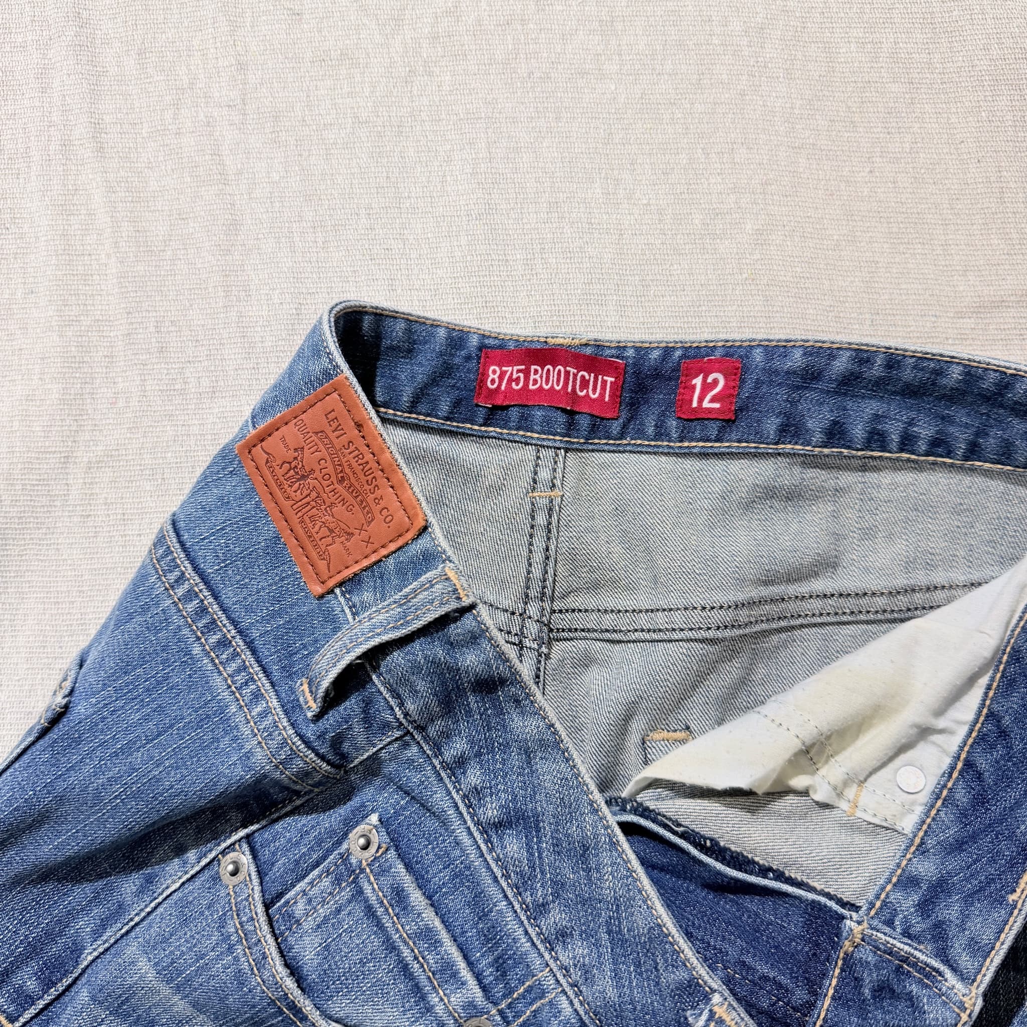 Levi Strauss & Co. 875 Bootcut Blue Denim Jeans Women's Size 12 — photo 5 of 7