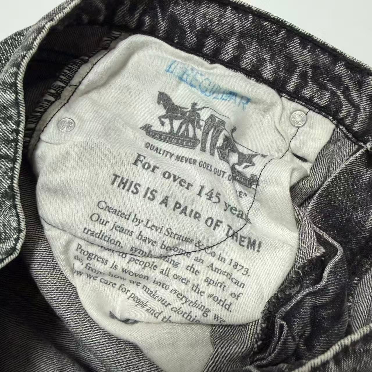 Levi Strauss & Co Acid Wash Grey Denim Jeans W30 L32 — photo 3 of 9