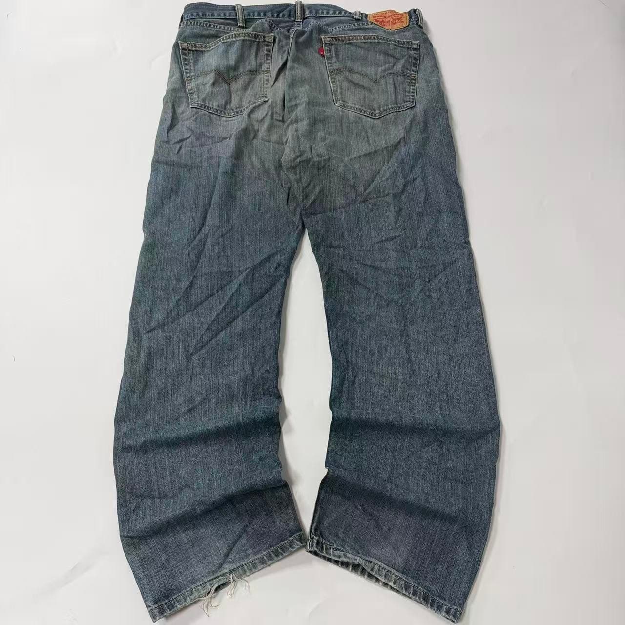 Levi Strauss & Co. Men's Blue Denim Jeans W38 L32 Straight Leg — photo 6 of 10