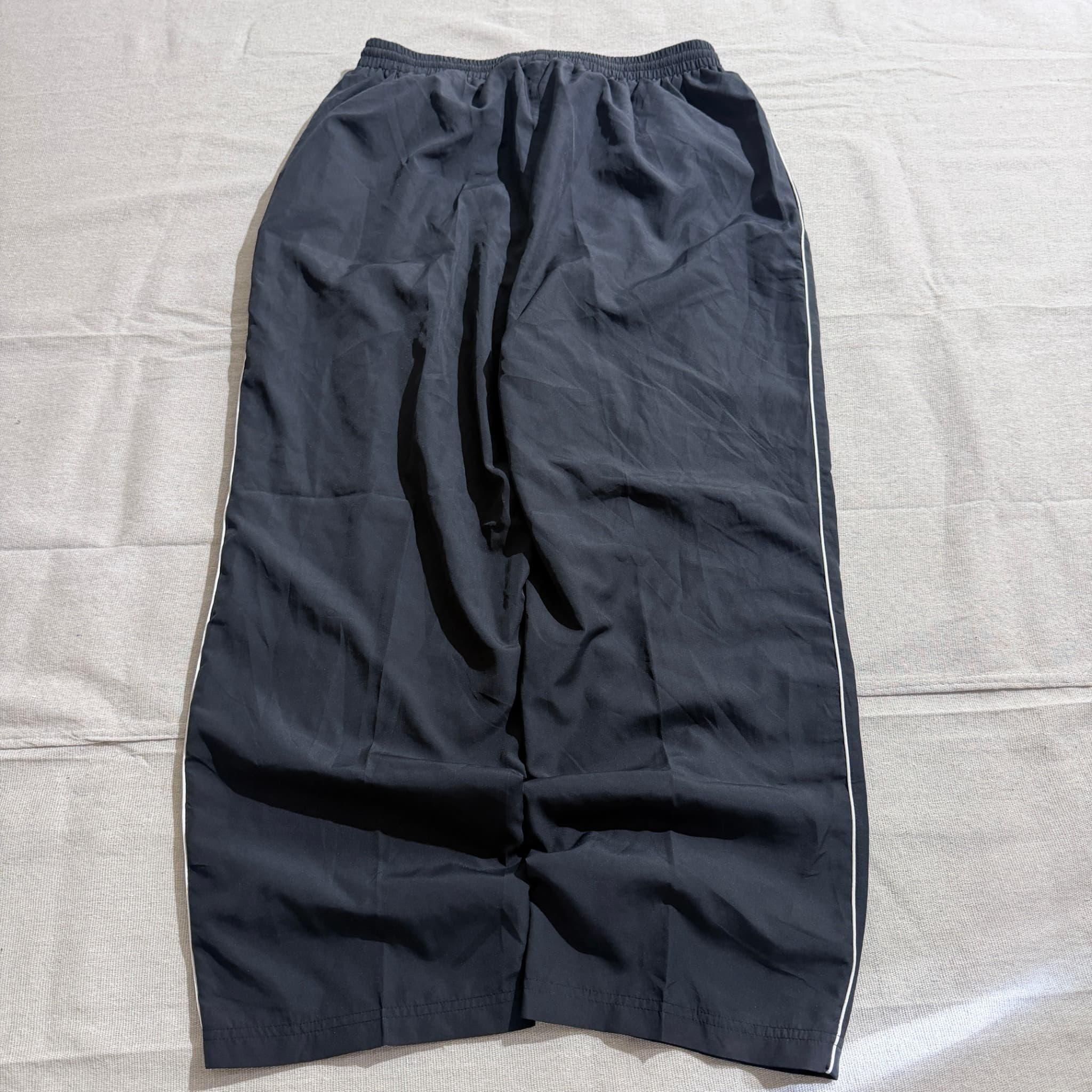 Li-Ning Black Track Pants White Piping — photo 5 of 5