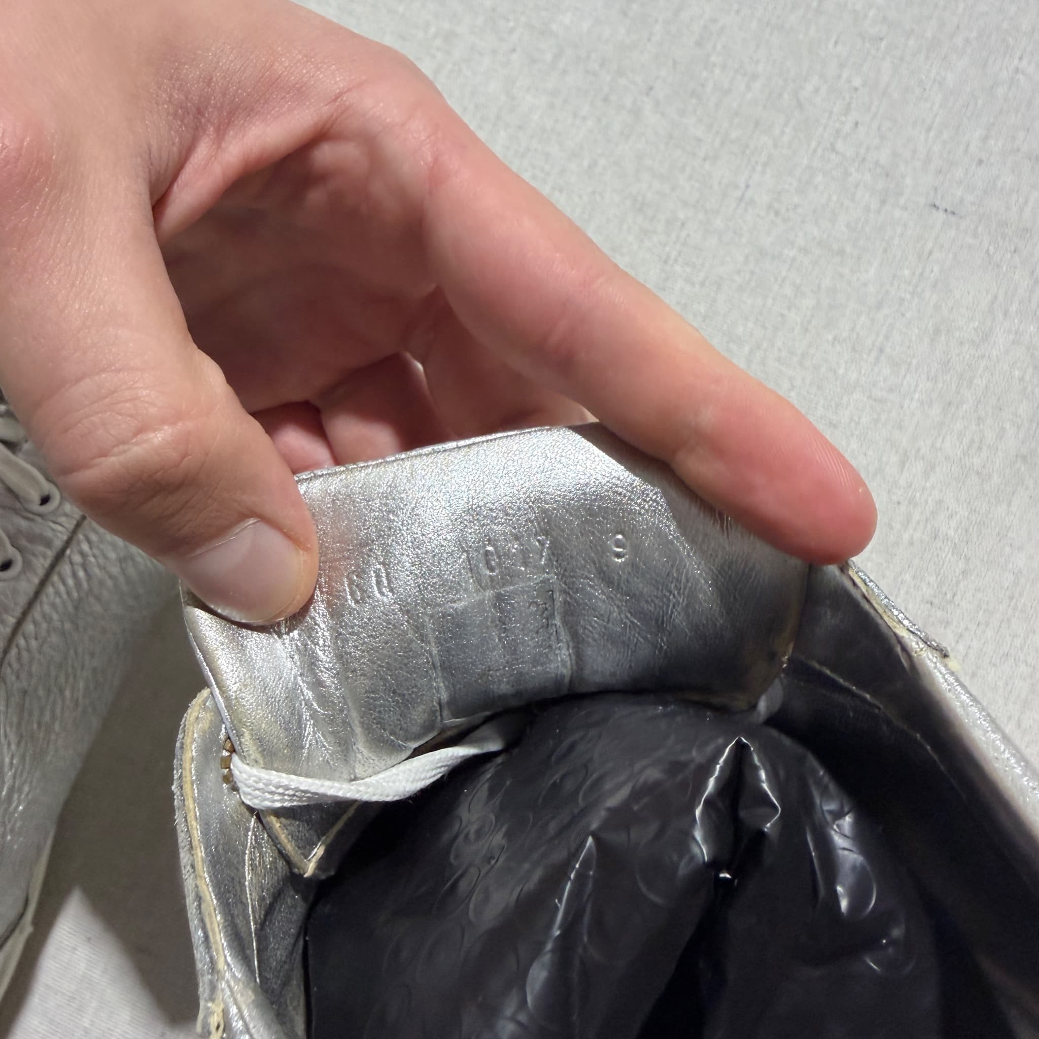 Louis Vuitton Silver Metallic Leather Perforated Logo Sneakers — photo 8 of 8