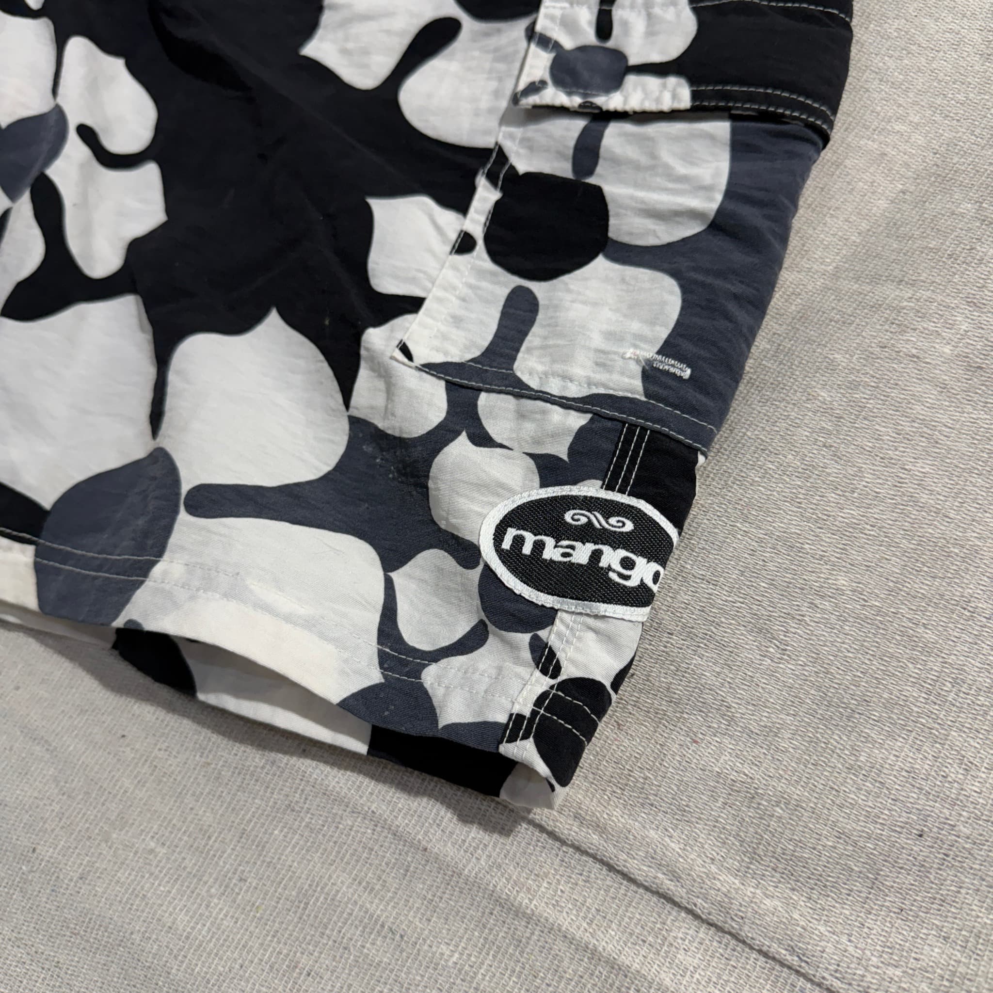 Mango Surf Floral Cargo Swim Shorts Black White Size L — photo 2 of 7