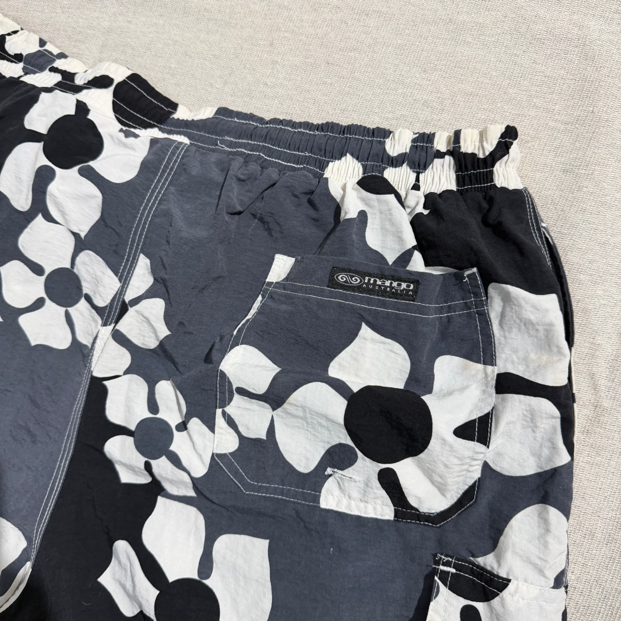 Mango Surf Floral Cargo Swim Shorts Black White Size L — photo 6 of 7