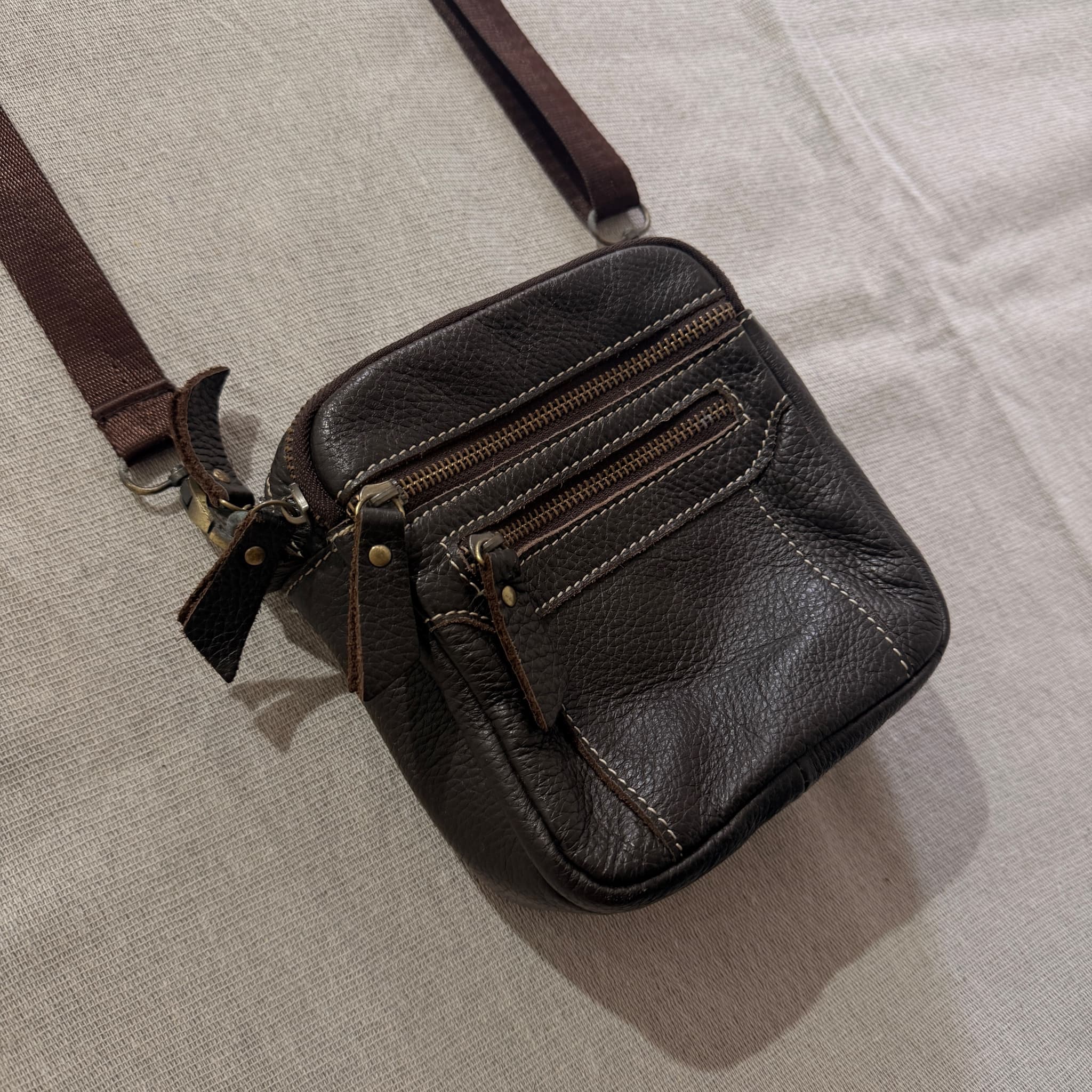 Men's Brown Leather Crossbody Messenger Bag Adjustable Strap — photo 2 of 7