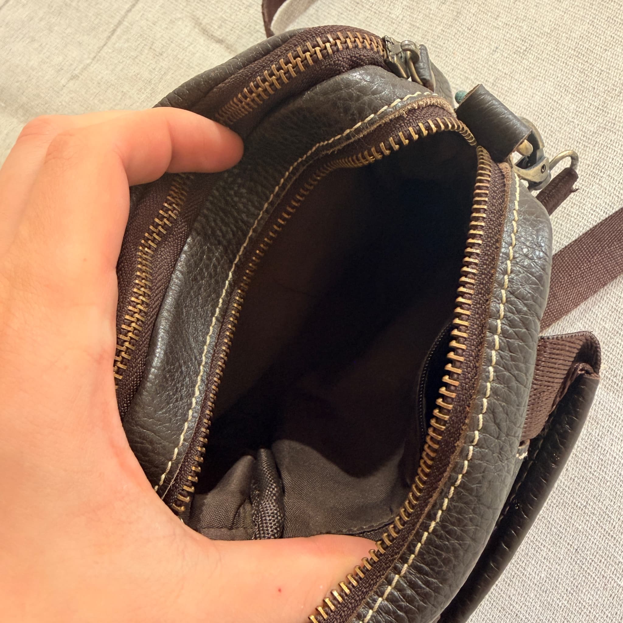 Men's Brown Leather Crossbody Messenger Bag Adjustable Strap — photo 6 of 7