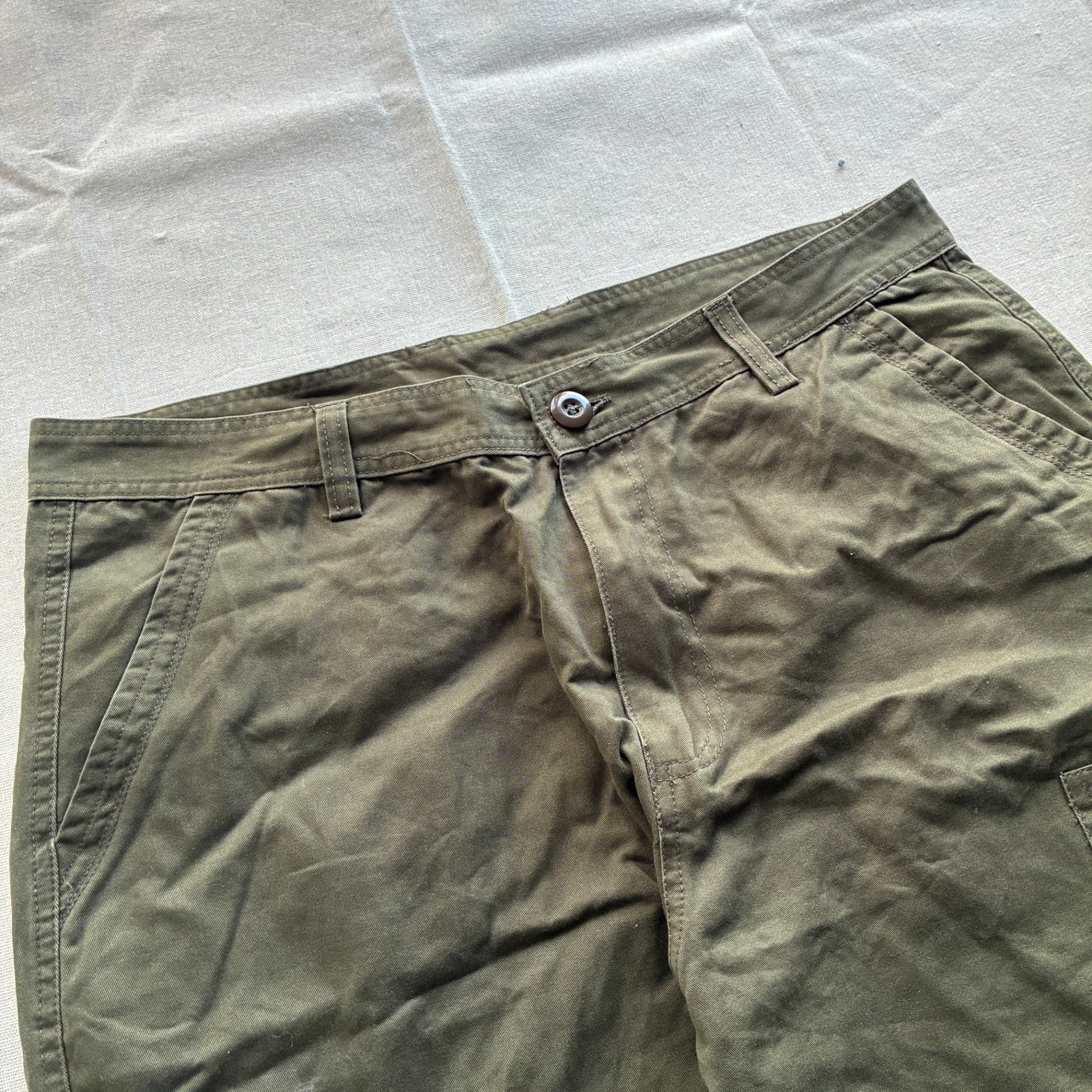 Men's Olive Green Cargo Pants — photo 3 of 7
