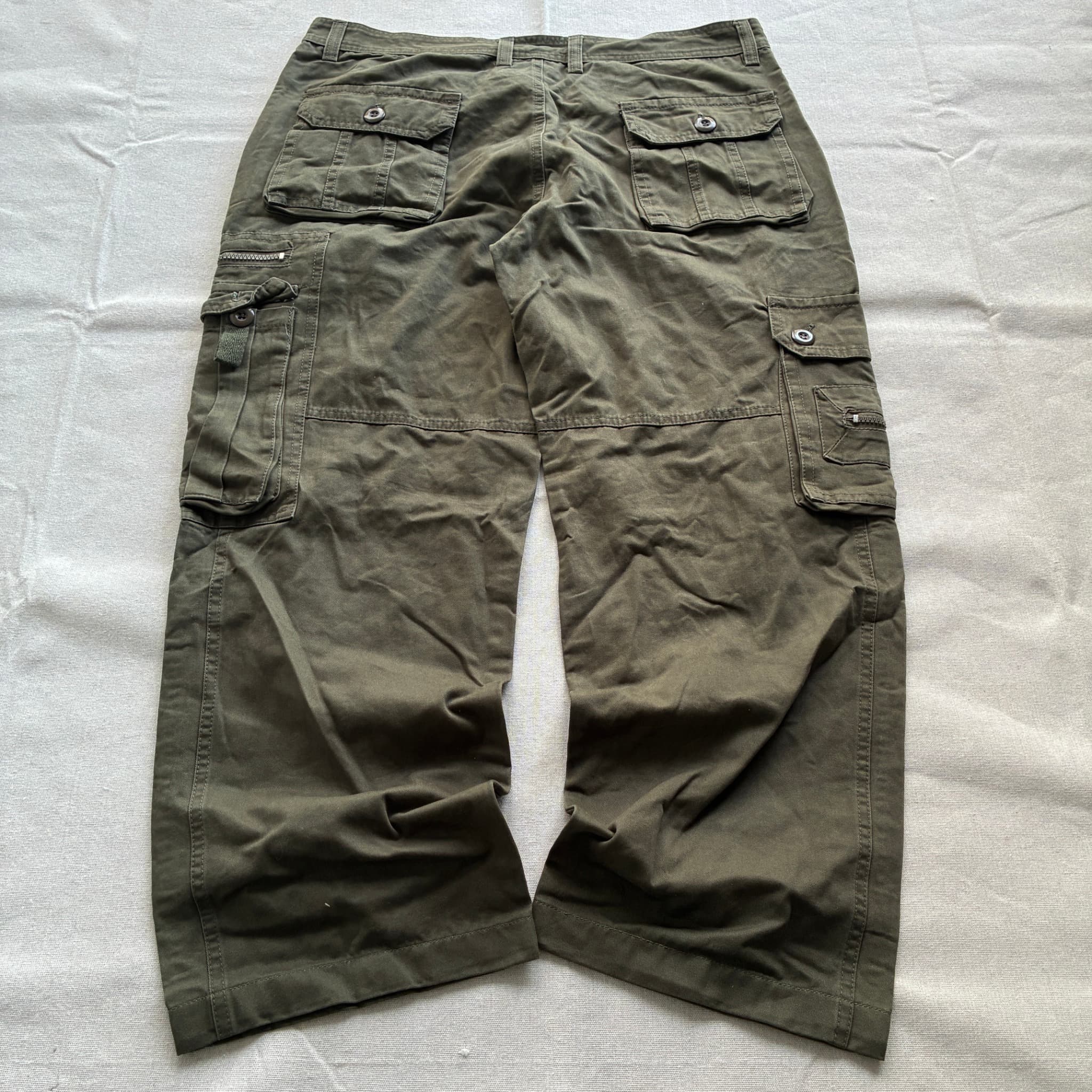 Men's Olive Green Cargo Pants — photo 4 of 7