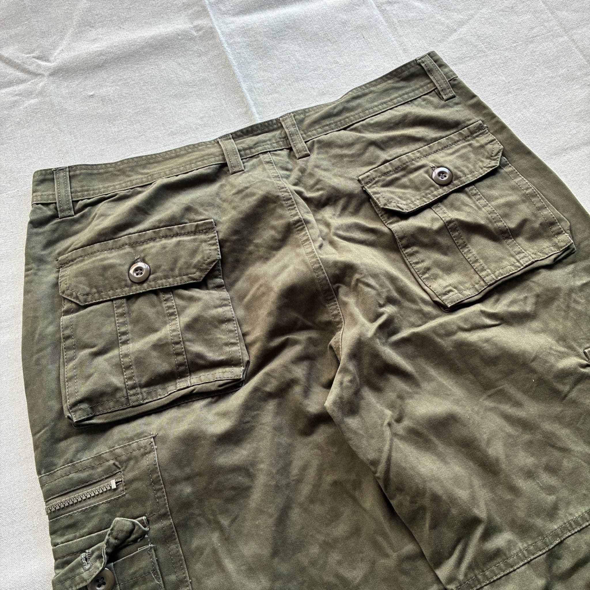 Men's Olive Green Cargo Pants — photo 5 of 7