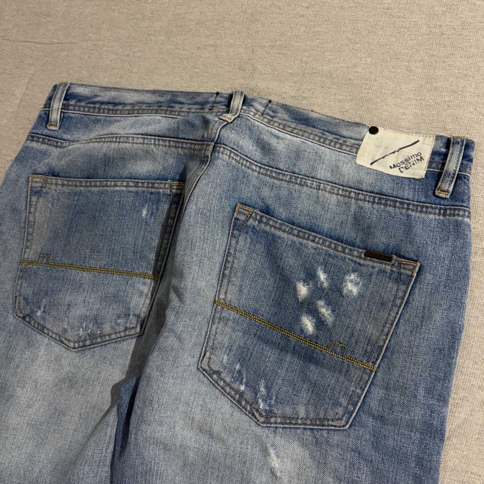 Mossimo Men's Distressed Light Wash Denim Jeans Blue Size 40 — photo 6 of 7