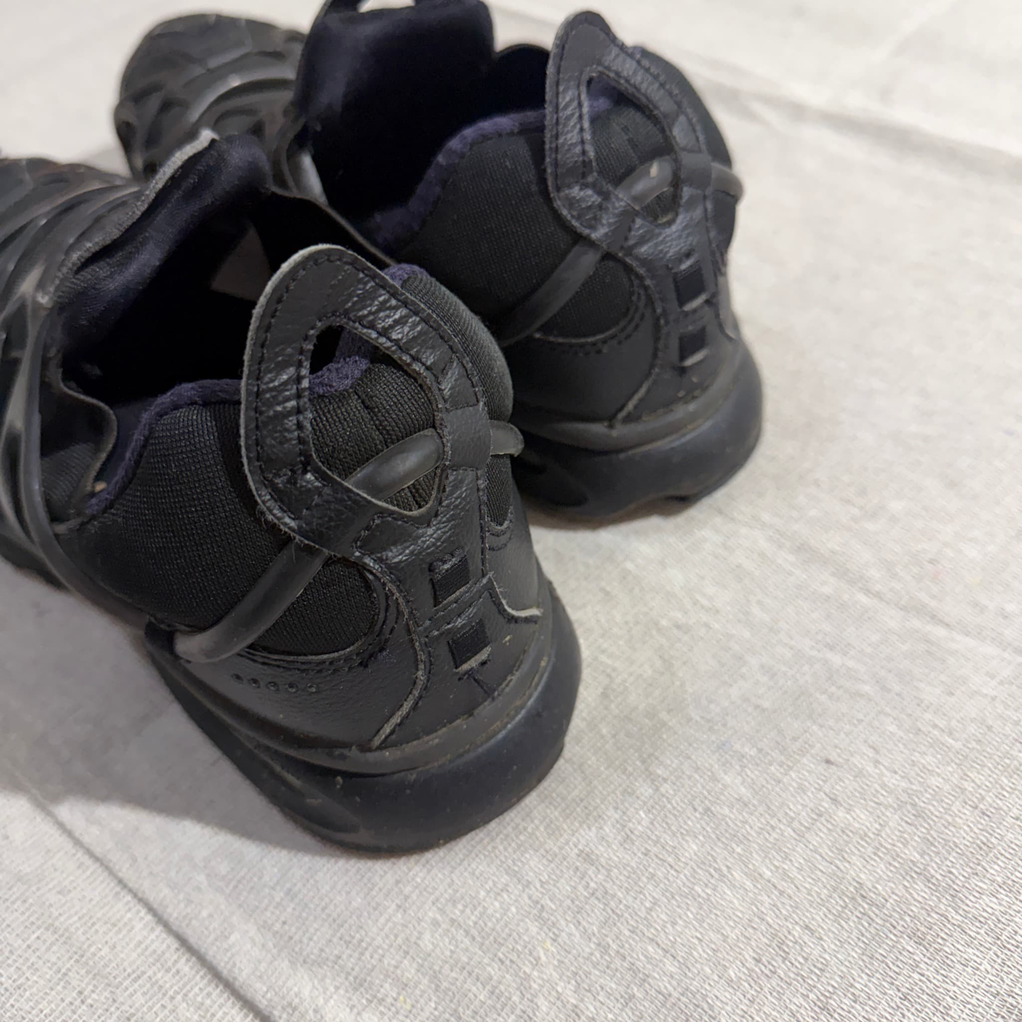 Nike Air Kukini Triple Black Sneakers — photo 4 of 8