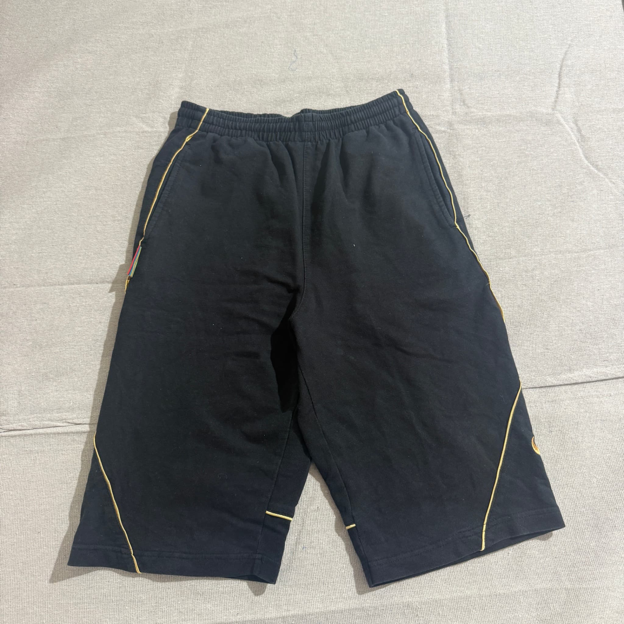 Nike Black and Gold Piping Athletic Shorts Size L — photo 1 of 6