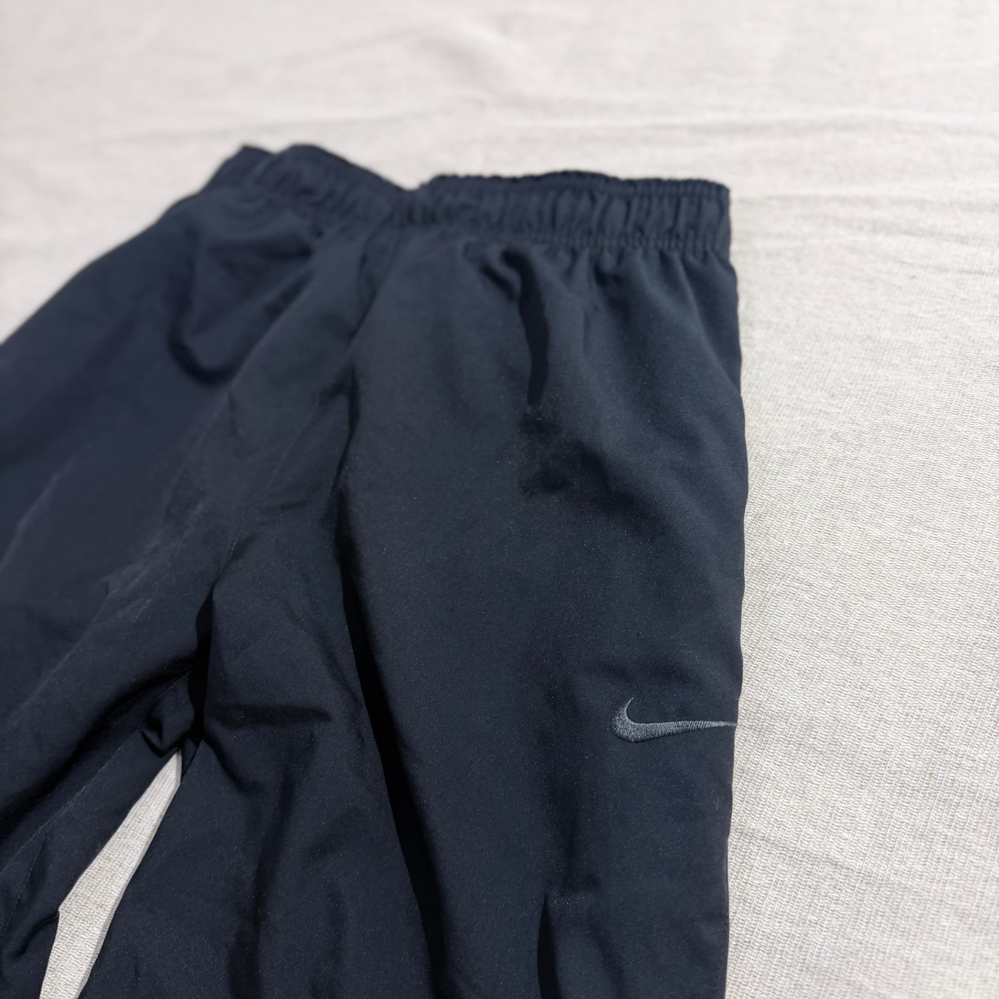 Nike Black Athletic Capris Baggy Vintage 2000s — photo 3 of 7