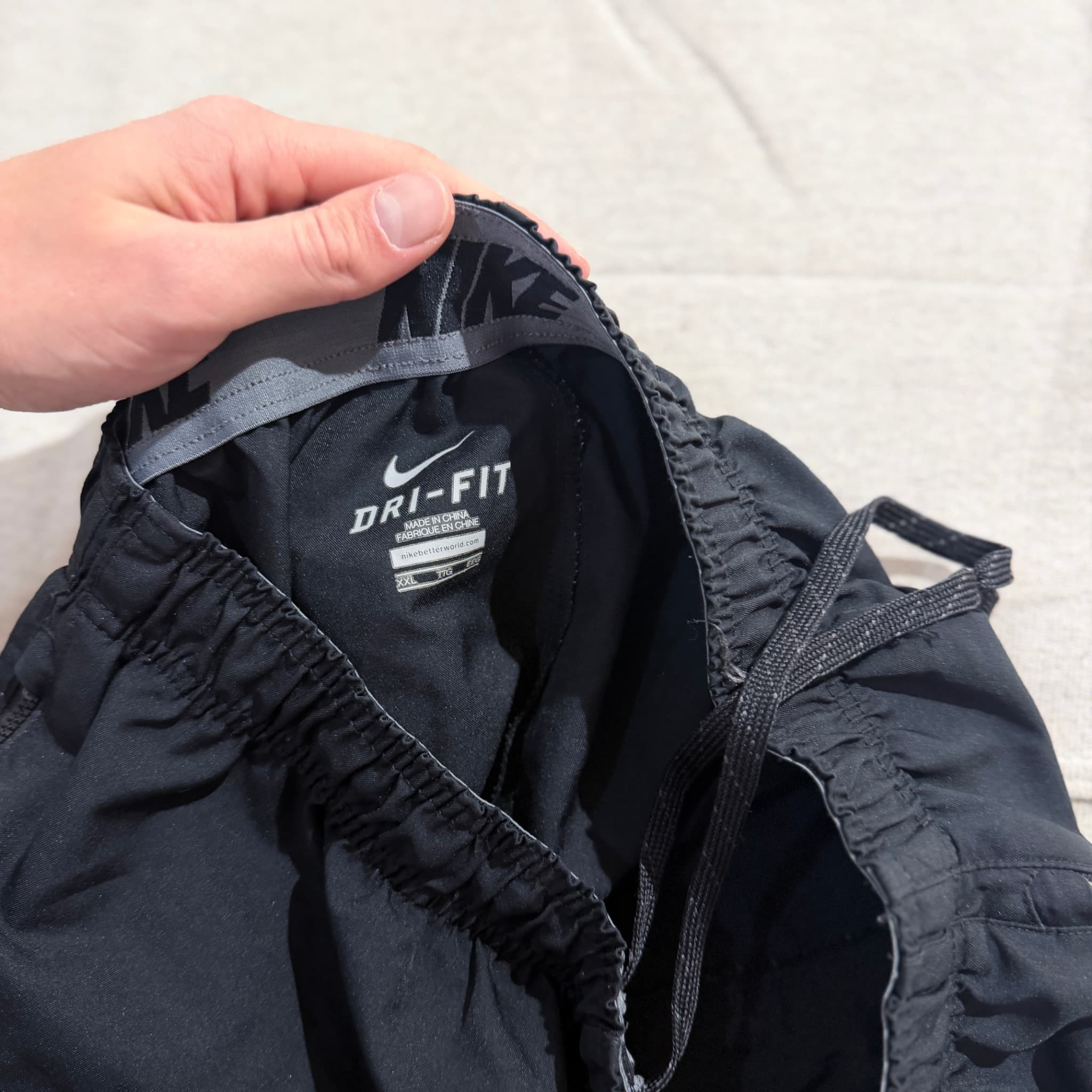 Nike Black Athletic Capris Baggy Vintage 2000s — photo 6 of 7