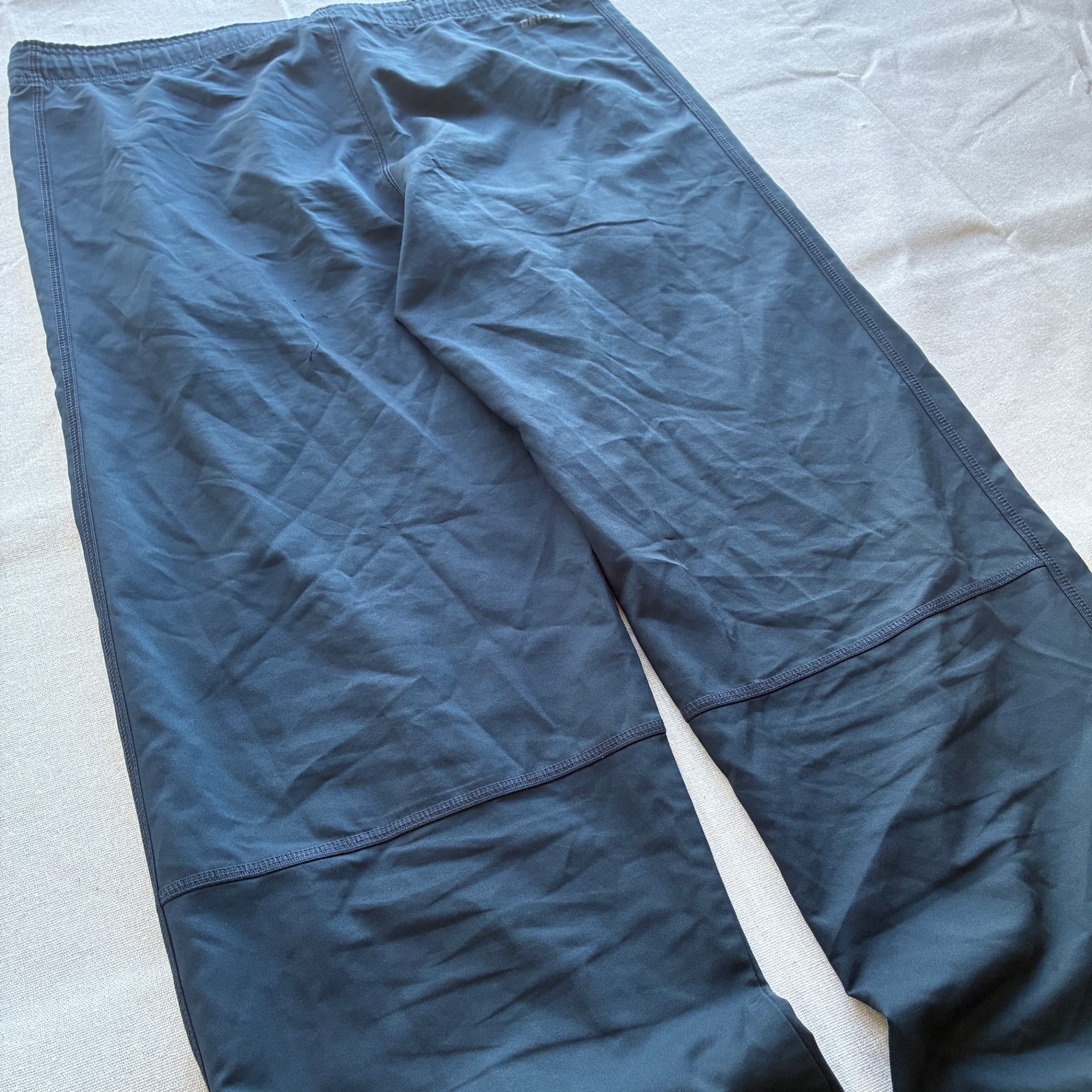 Nike Black Athletic Training Pants — photo 6 of 8