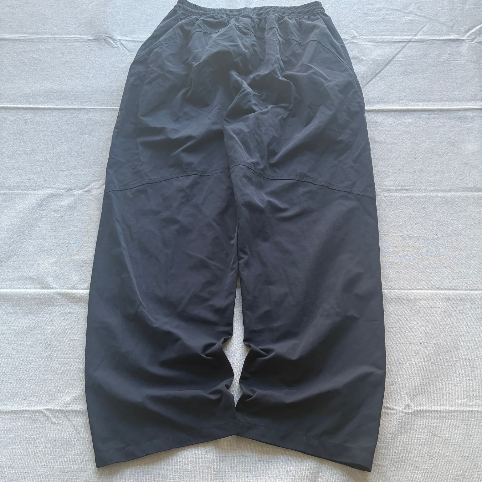 Nike Black Nylon Track Pants — photo 2 of 6