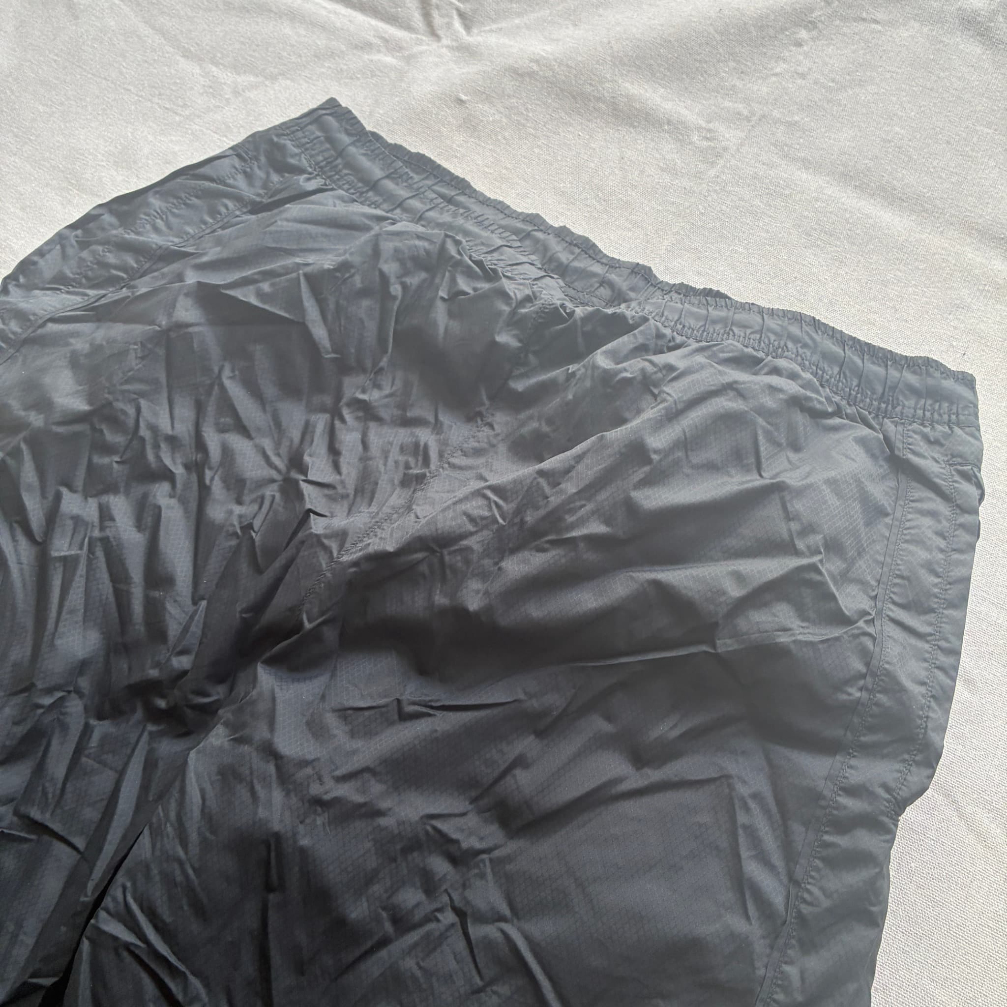 Nike Black Nylon Windbreaker Track Pants Size Large — photo 3 of 11
