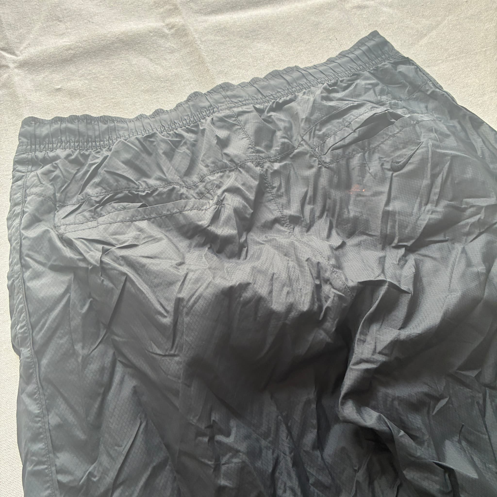 Nike Black Nylon Windbreaker Track Pants Size Large — photo 6 of 11