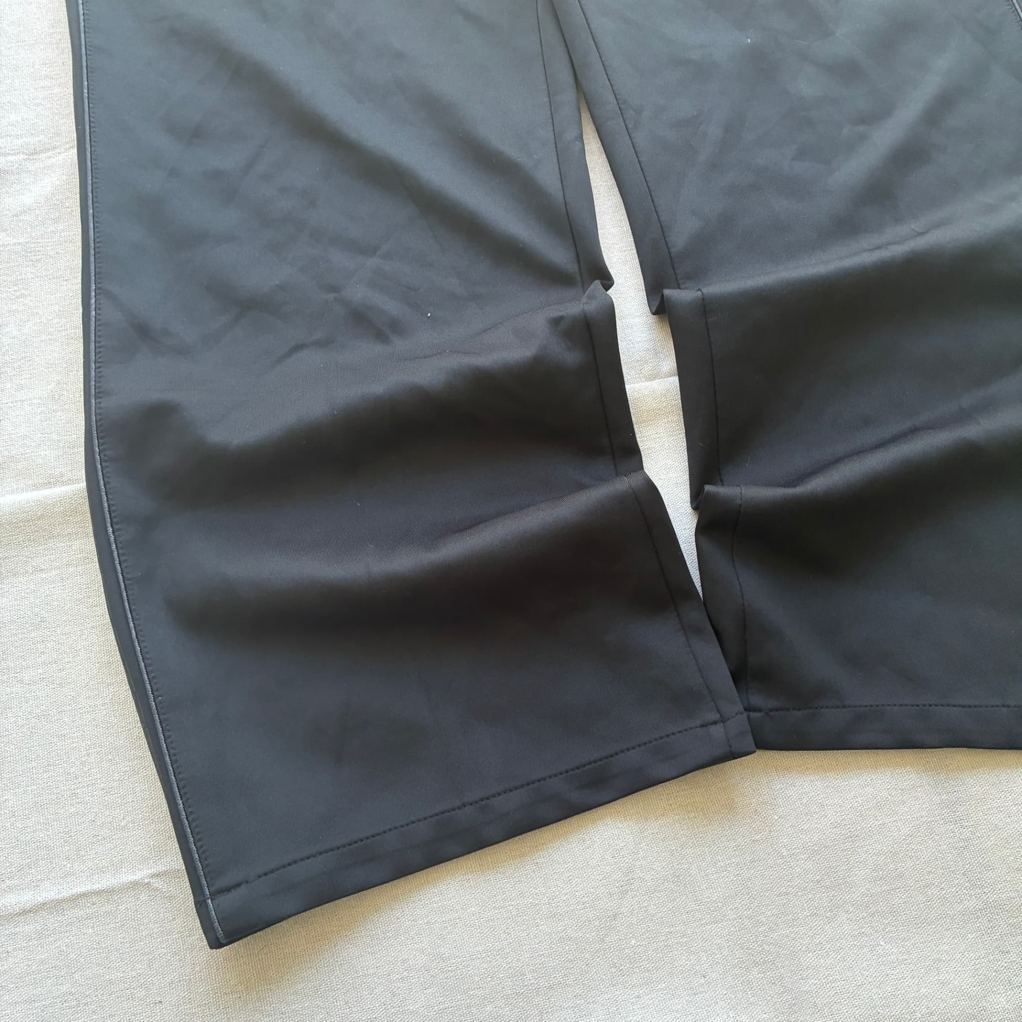 Nike Dri-FIT Black Training Pants — photo 2 of 7