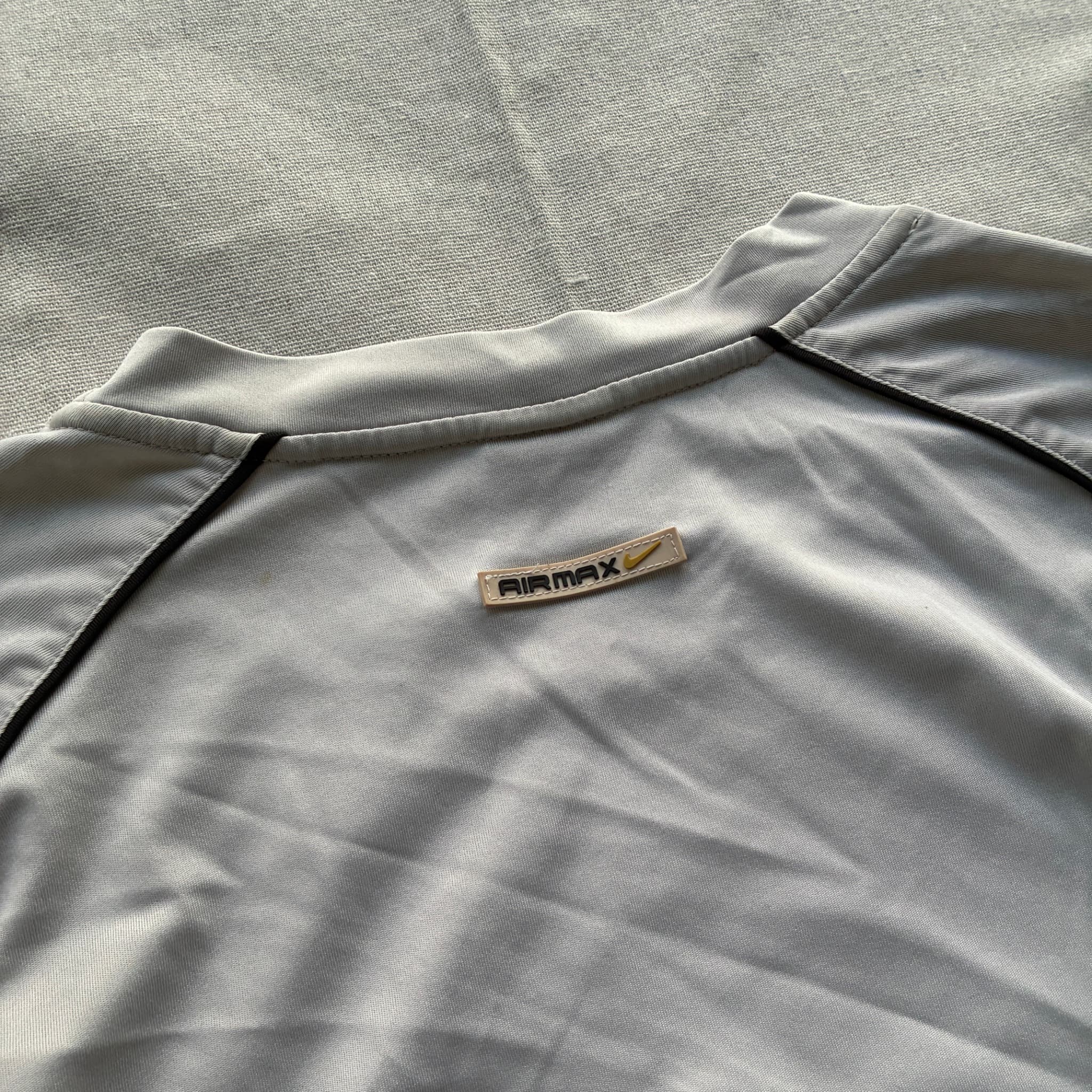 Nike Dri-FIT Graphic Training T-Shirt Green/Grey — photo 6 of 8